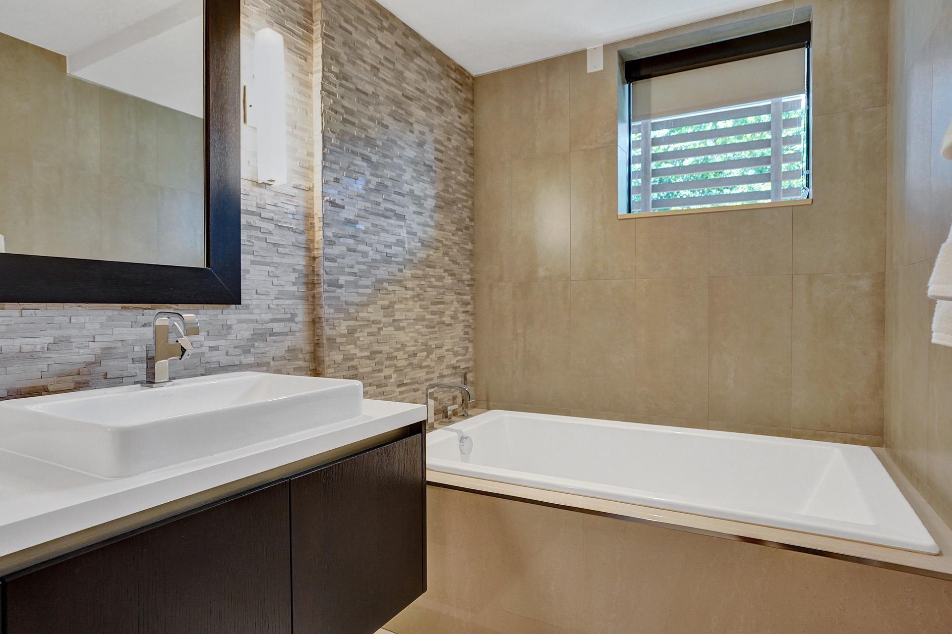 30 THIRTY NORTH OCEAN CONDO - Residential Lease