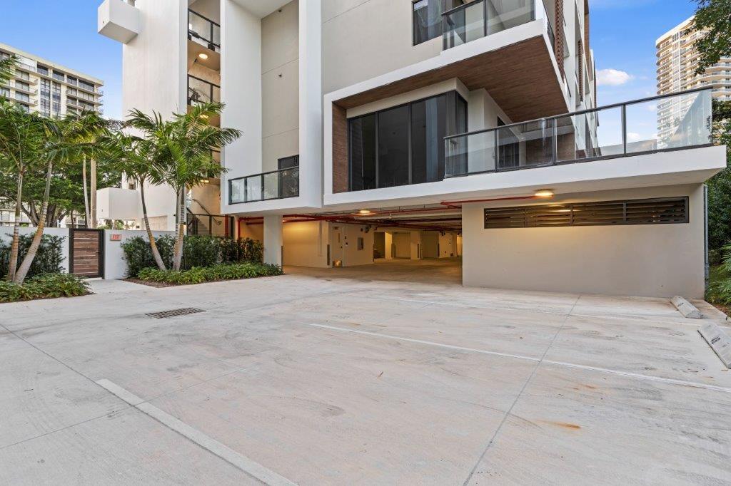 30 THIRTY NORTH OCEAN CONDO - Residential Lease