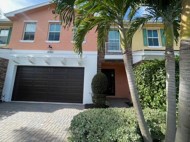 TREVI ISLE - Residential Lease