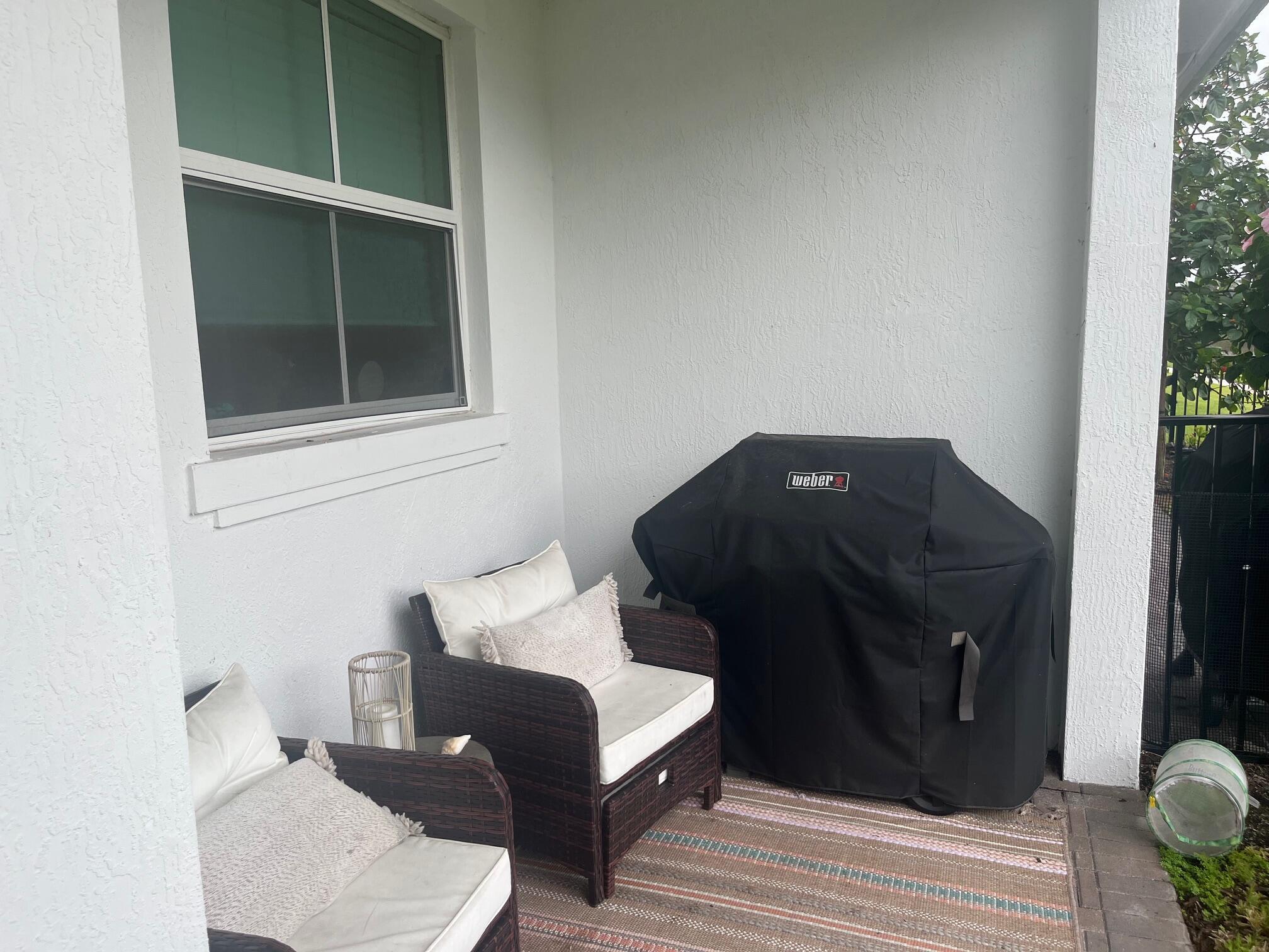 TREVI ISLE - Residential Lease