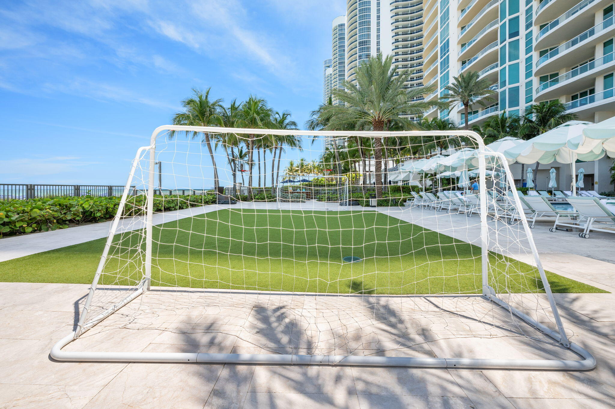 TURNBERRY OCEAN COLONY - Residential
