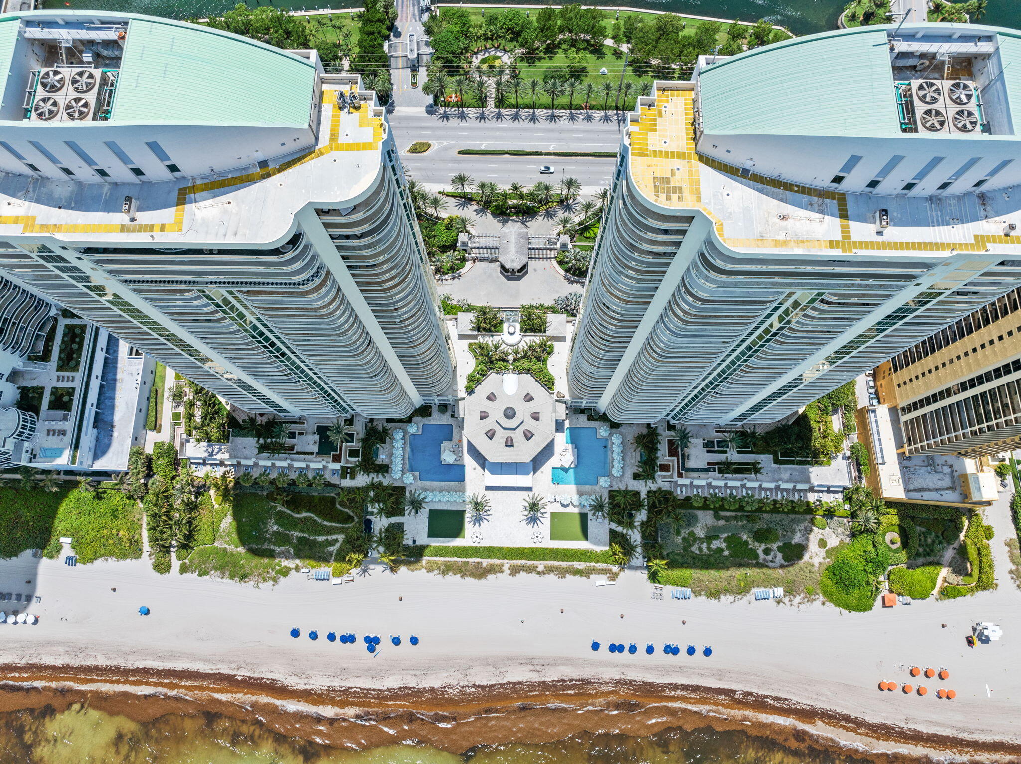 TURNBERRY OCEAN COLONY - Residential