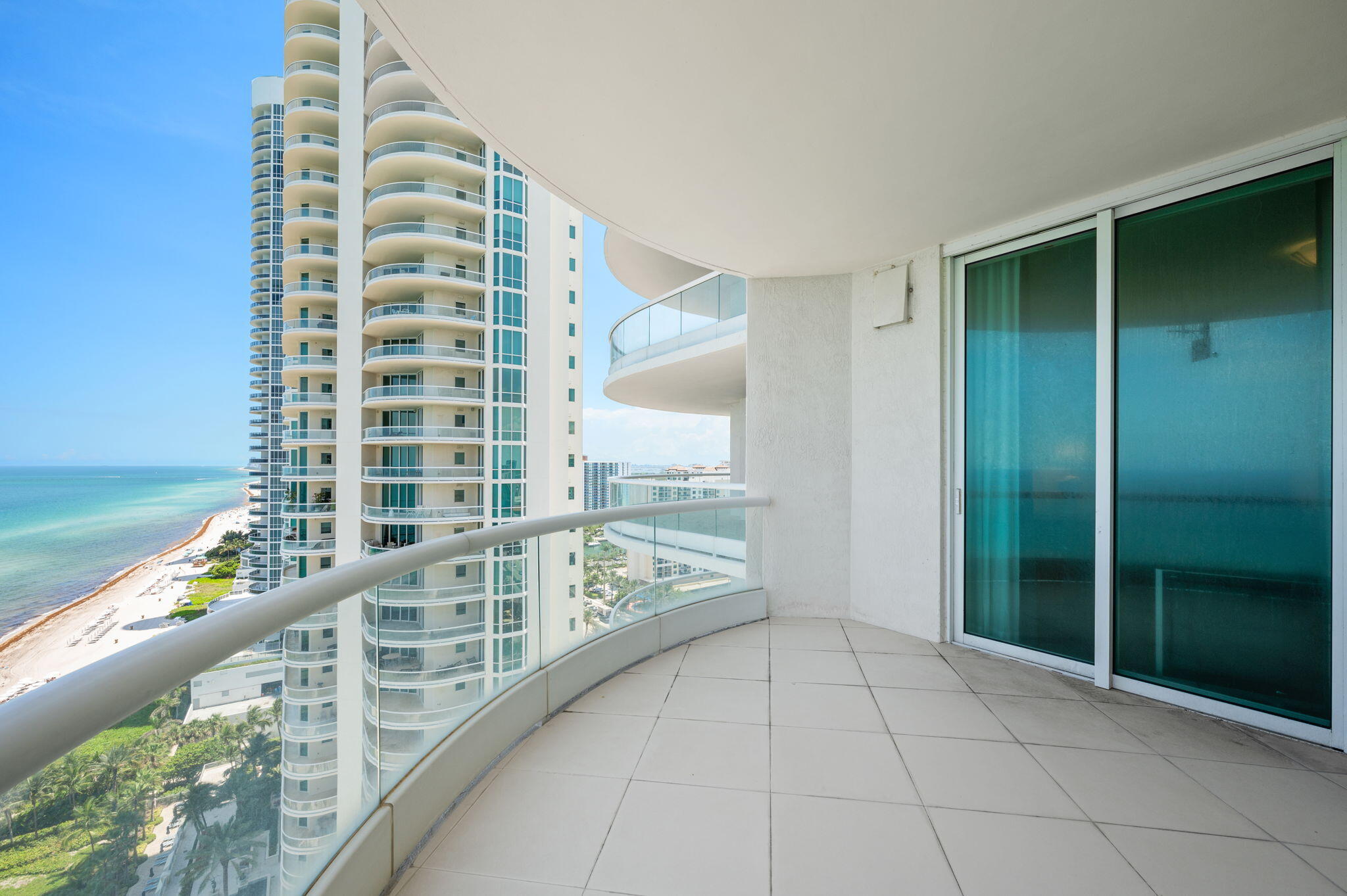 TURNBERRY OCEAN COLONY - Residential