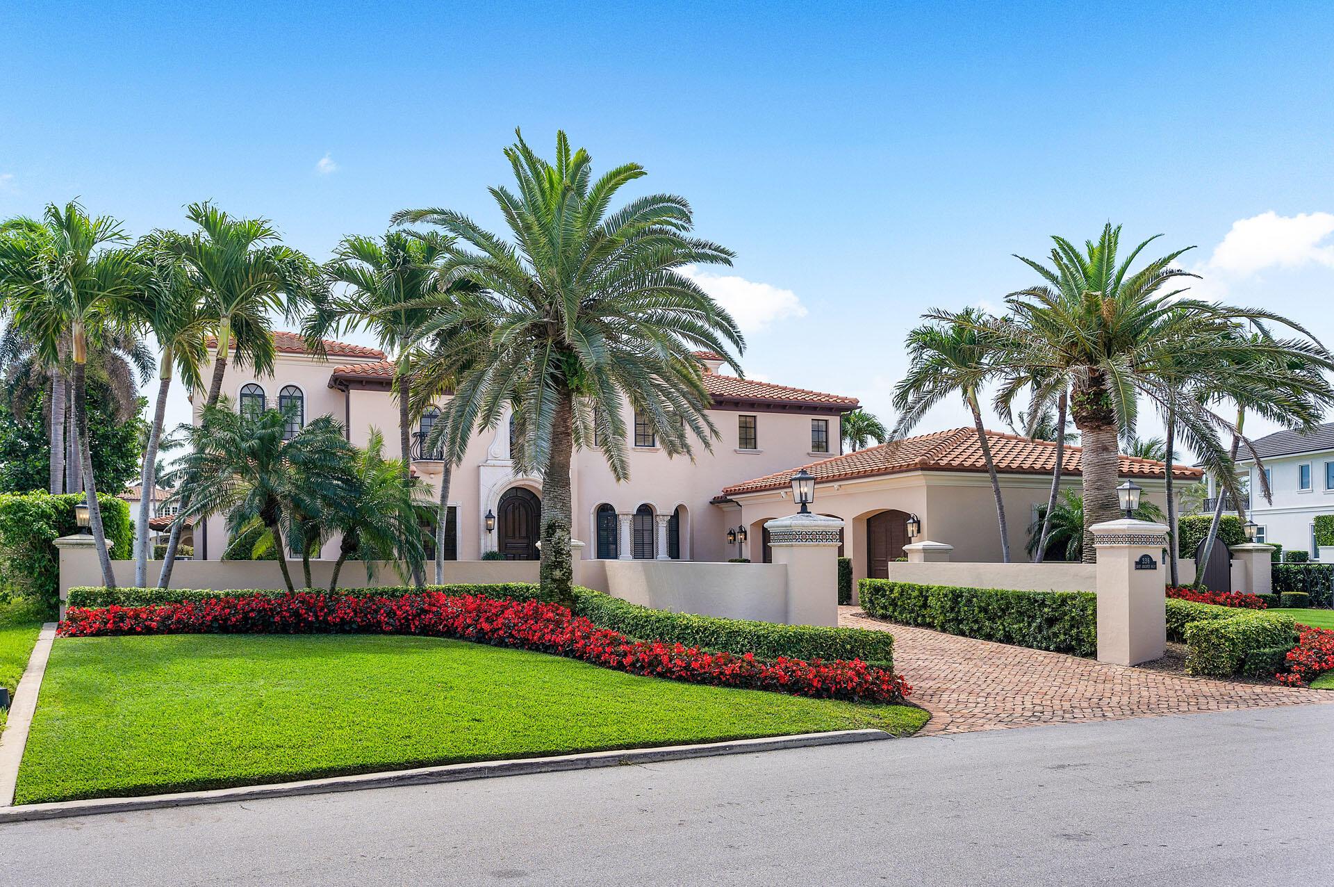 ROYAL PALM YACHT & COUNTRY CLUB - Residential