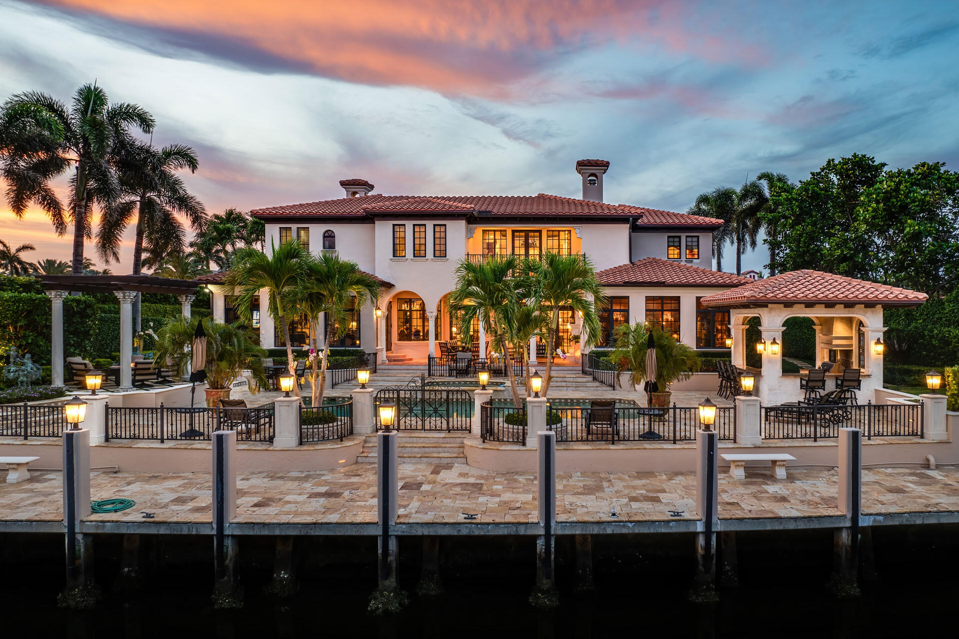 ROYAL PALM YACHT & COUNTRY CLUB - Residential
