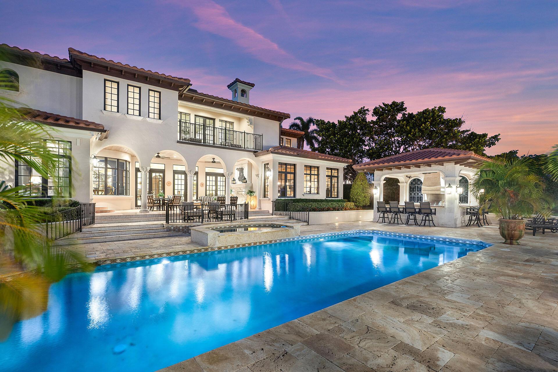 ROYAL PALM YACHT & COUNTRY CLUB - Residential