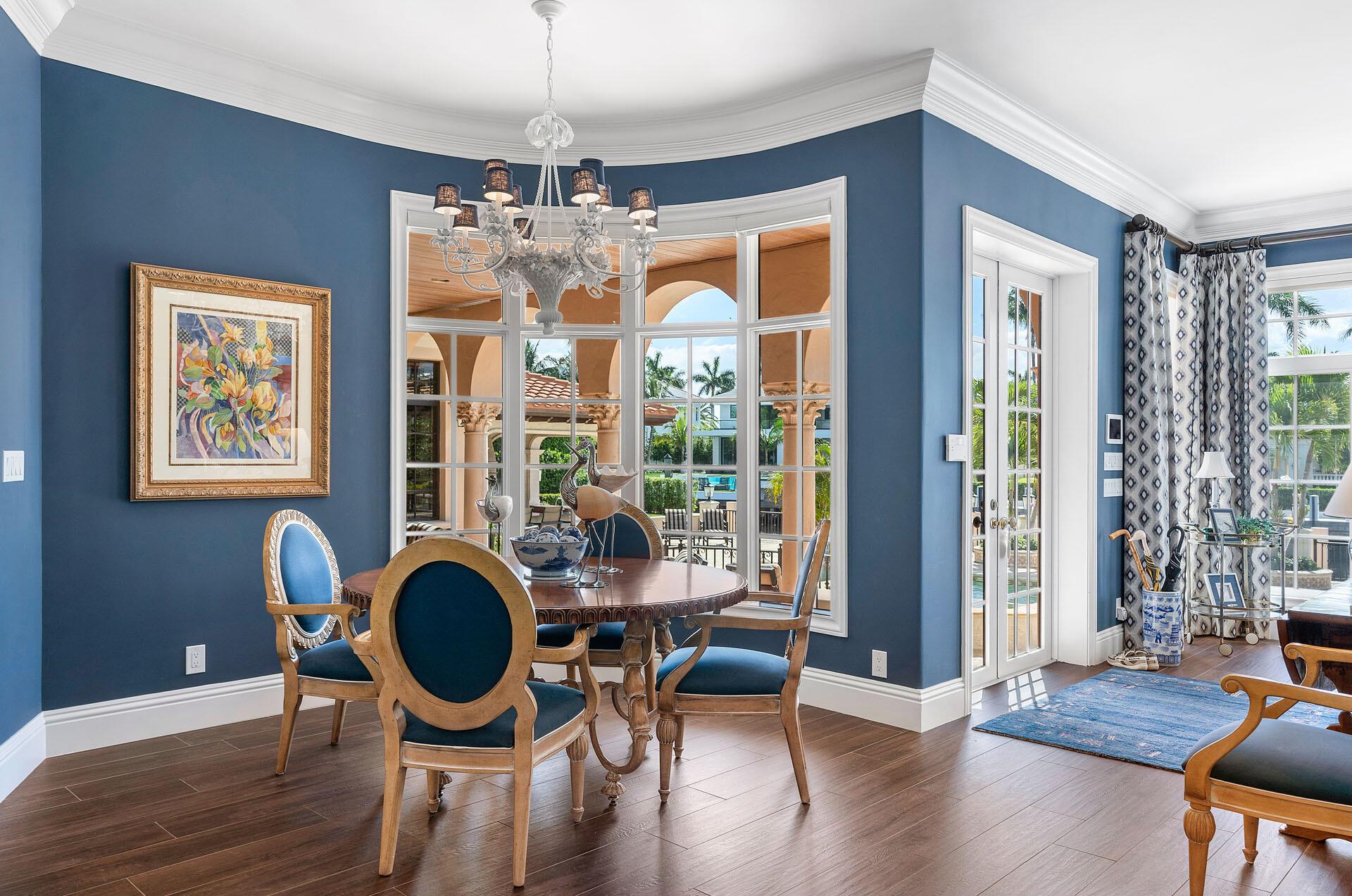 ROYAL PALM YACHT & COUNTRY CLUB - Residential