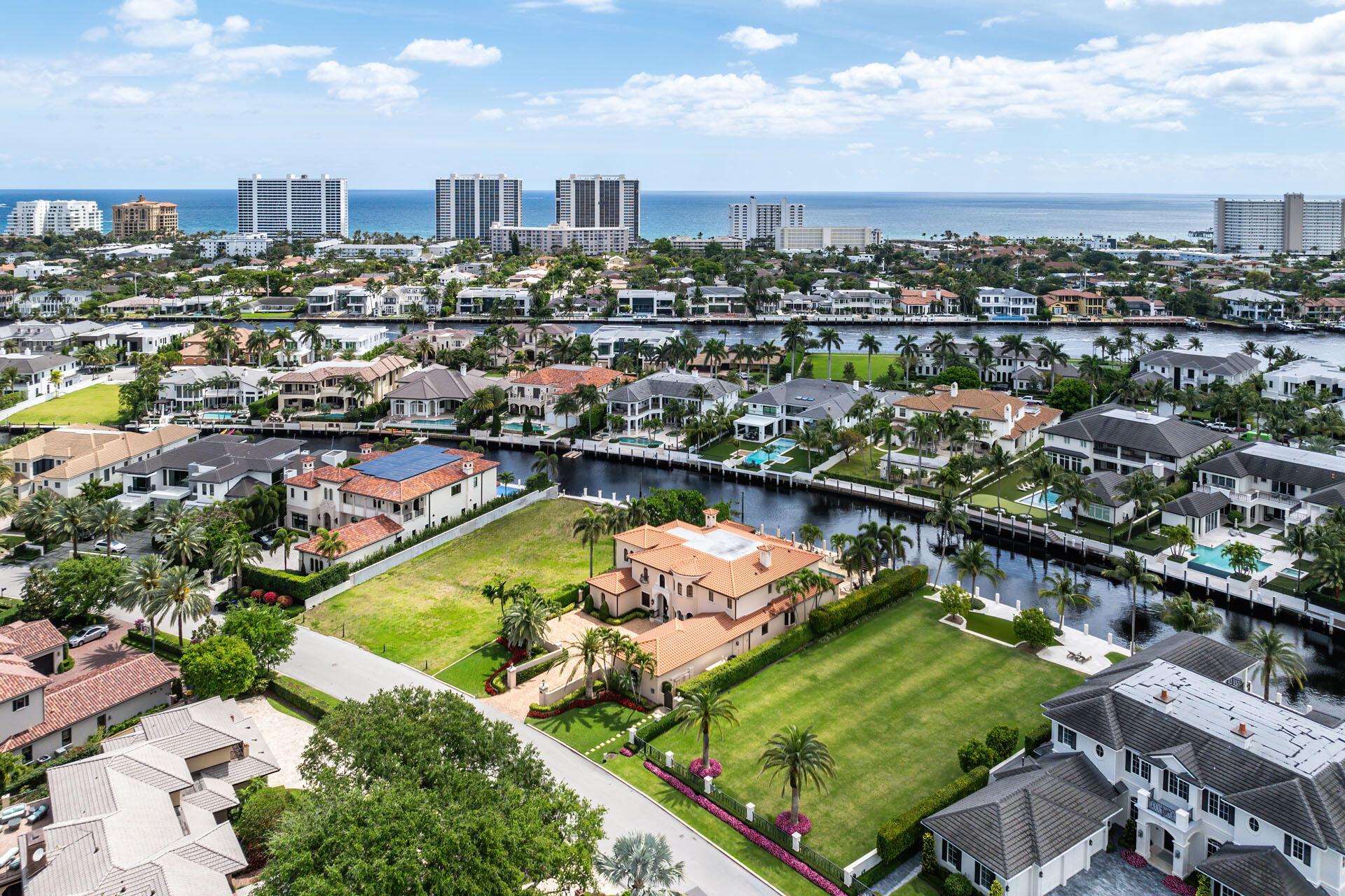 ROYAL PALM YACHT & COUNTRY CLUB - Residential