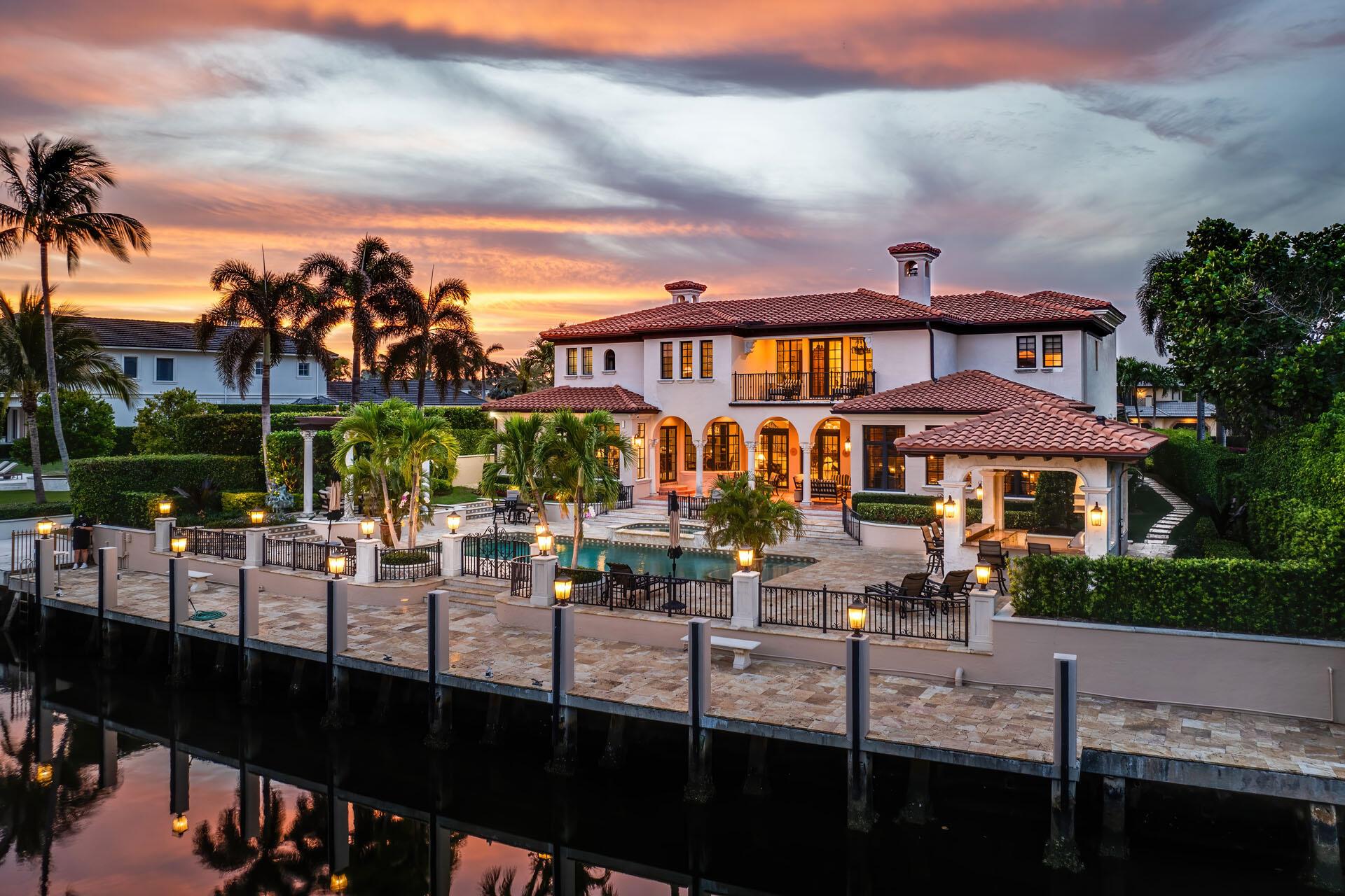ROYAL PALM YACHT & COUNTRY CLUB - Residential