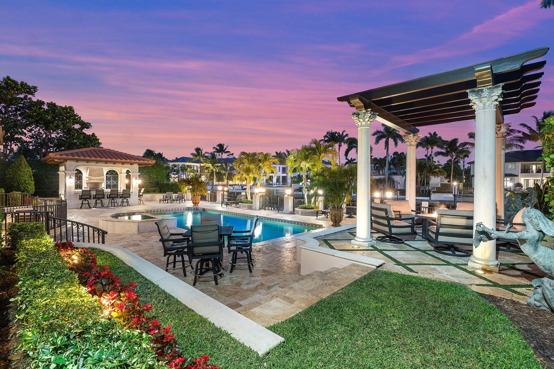ROYAL PALM YACHT & COUNTRY CLUB - Residential