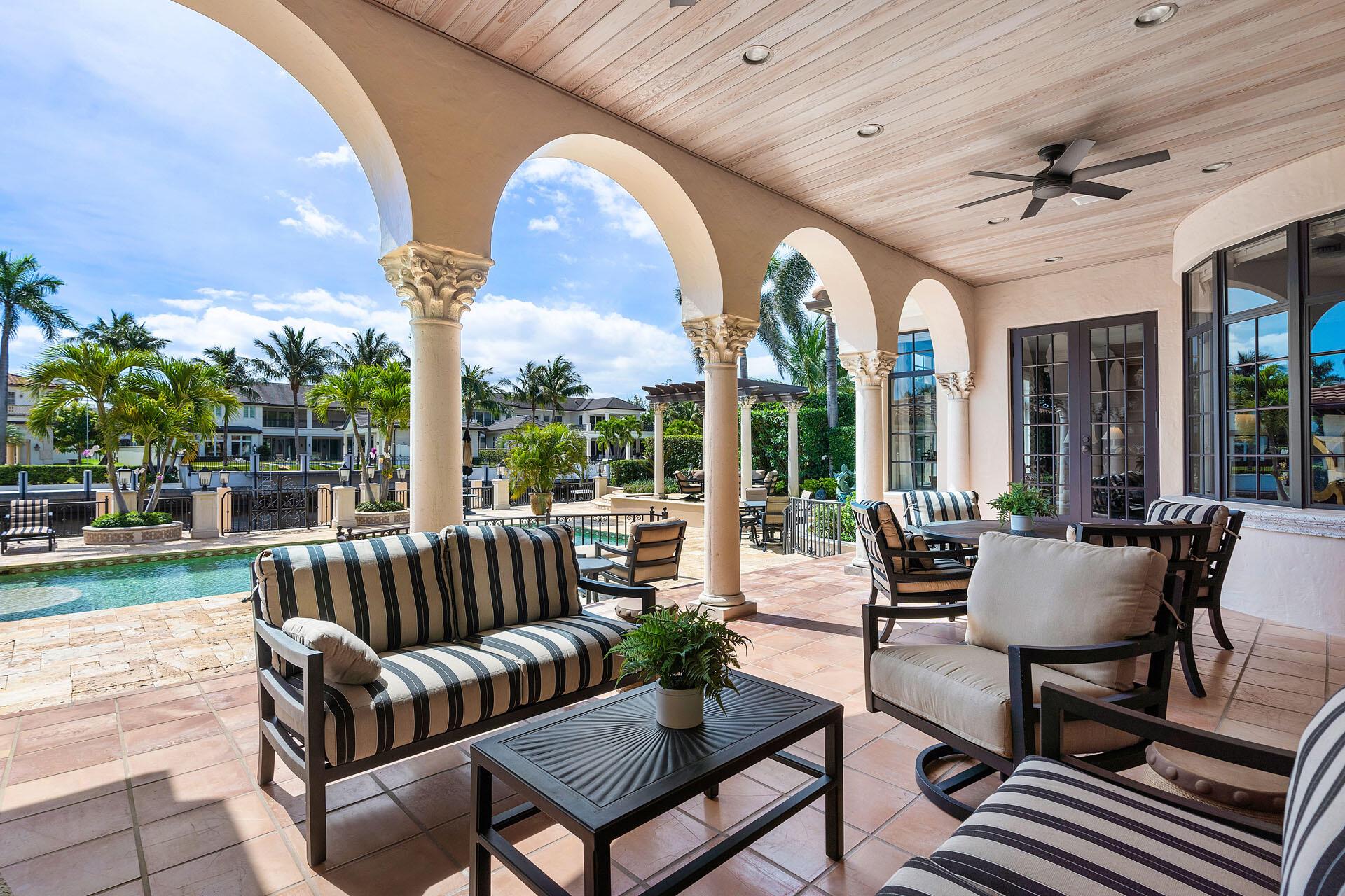 ROYAL PALM YACHT & COUNTRY CLUB - Residential