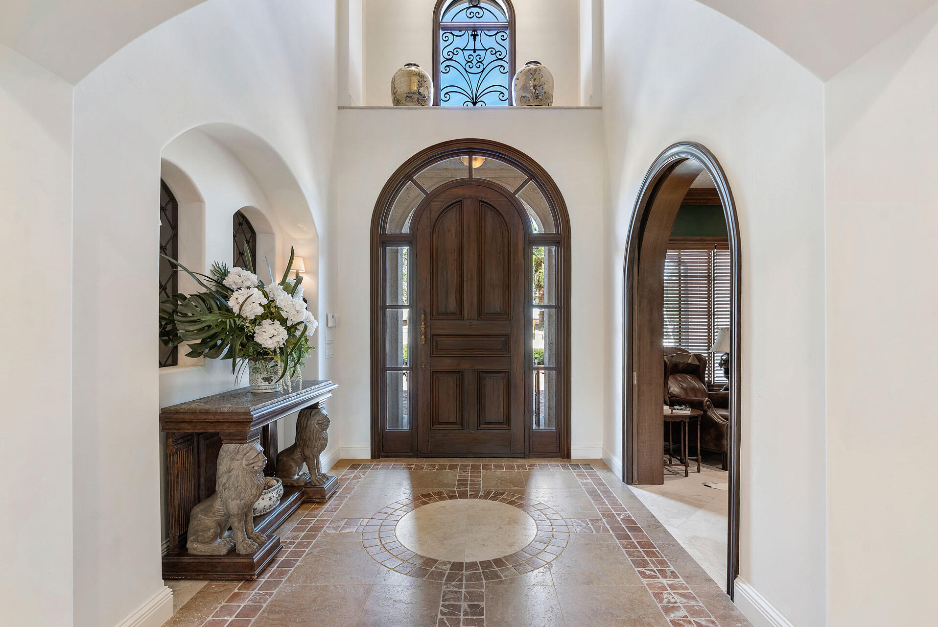 ROYAL PALM YACHT & COUNTRY CLUB - Residential