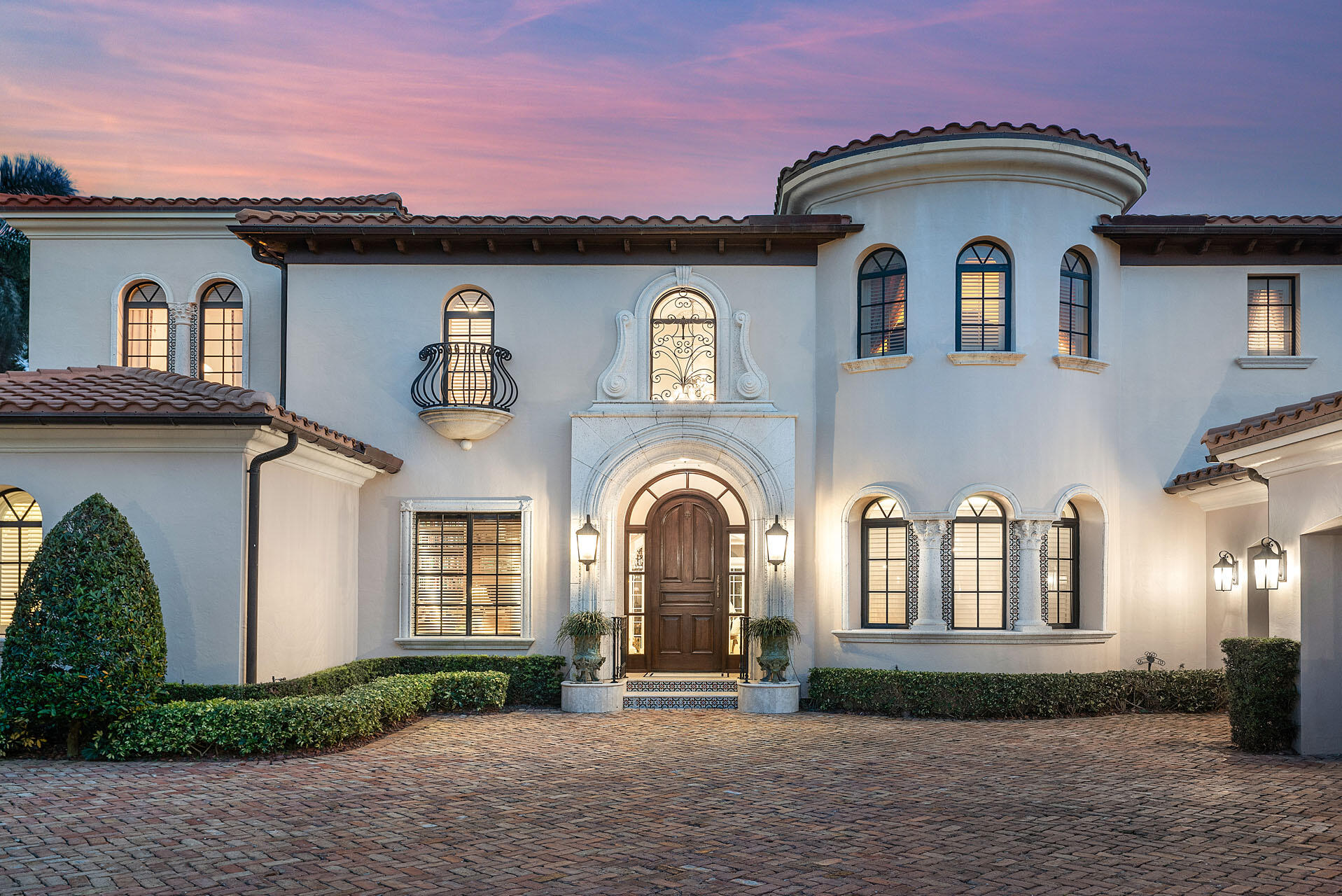 ROYAL PALM YACHT & COUNTRY CLUB - Residential