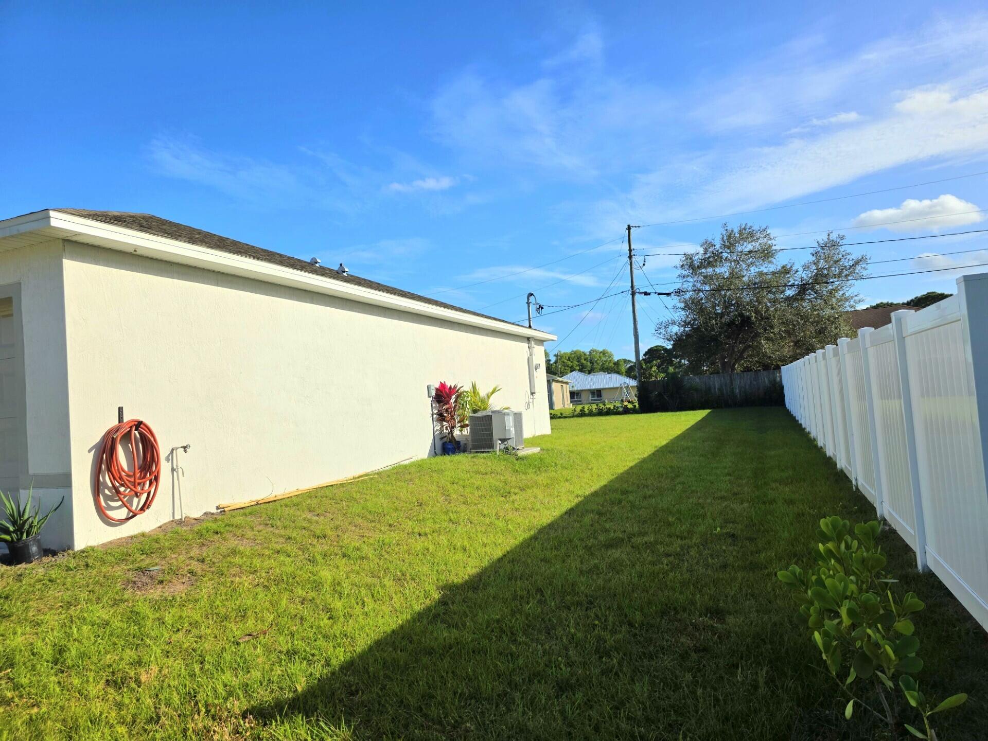 PORT ST LUCIE SECTION 40 - Residential