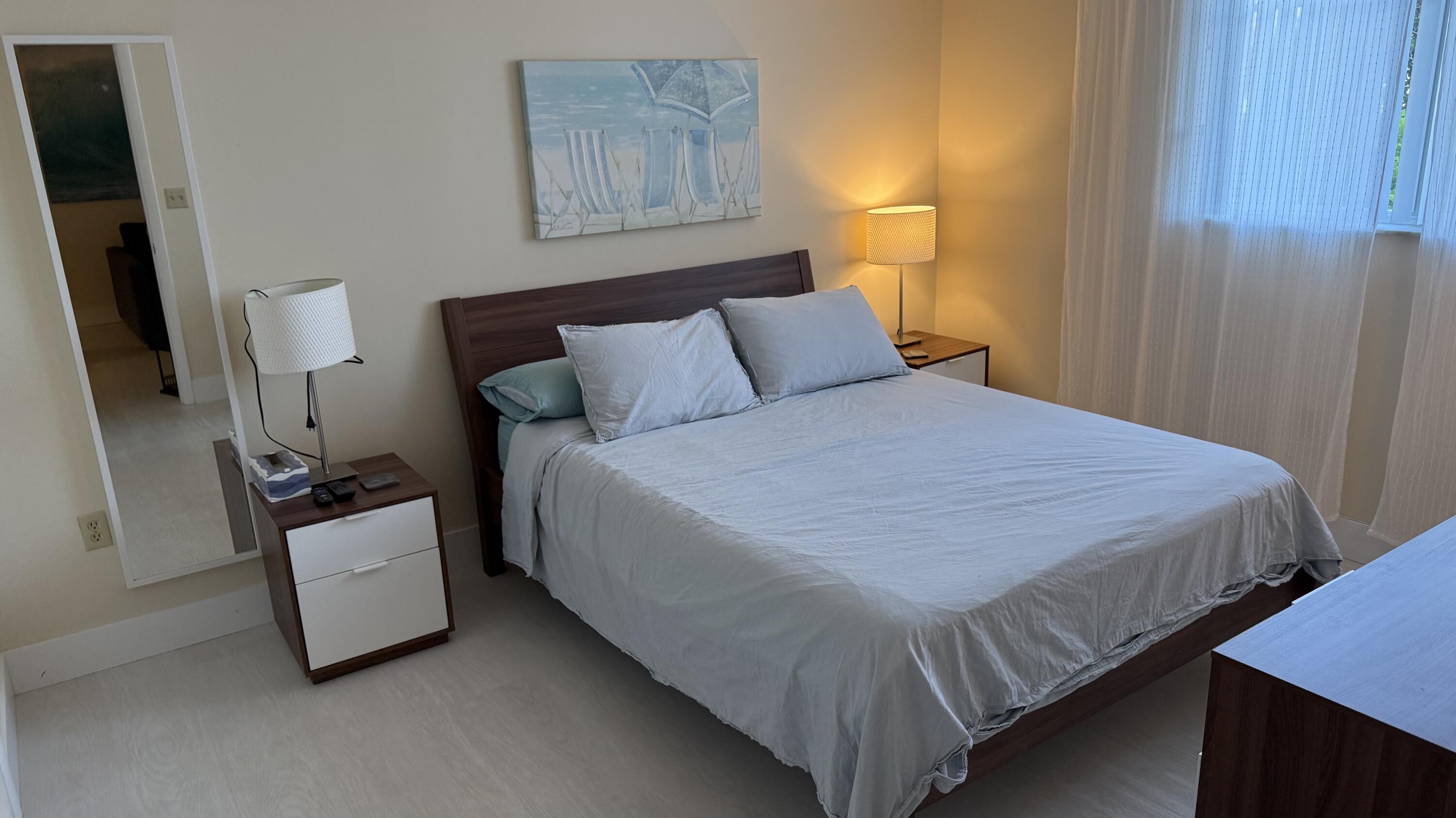 TIDES AT BRIDGESIDE SQUARE - Residential