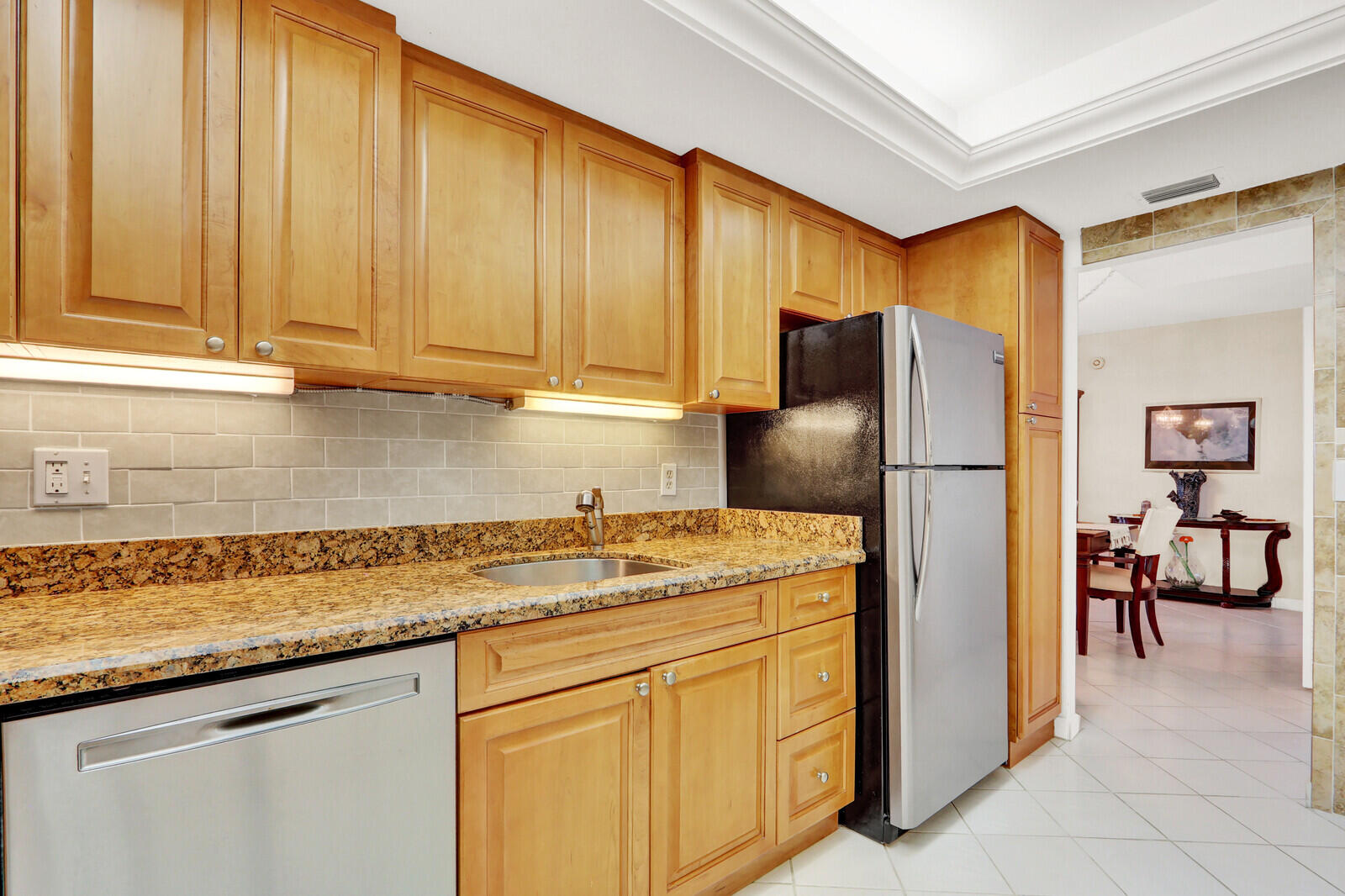 PATRICIAN OF PALM BEACH CONDO - Residential