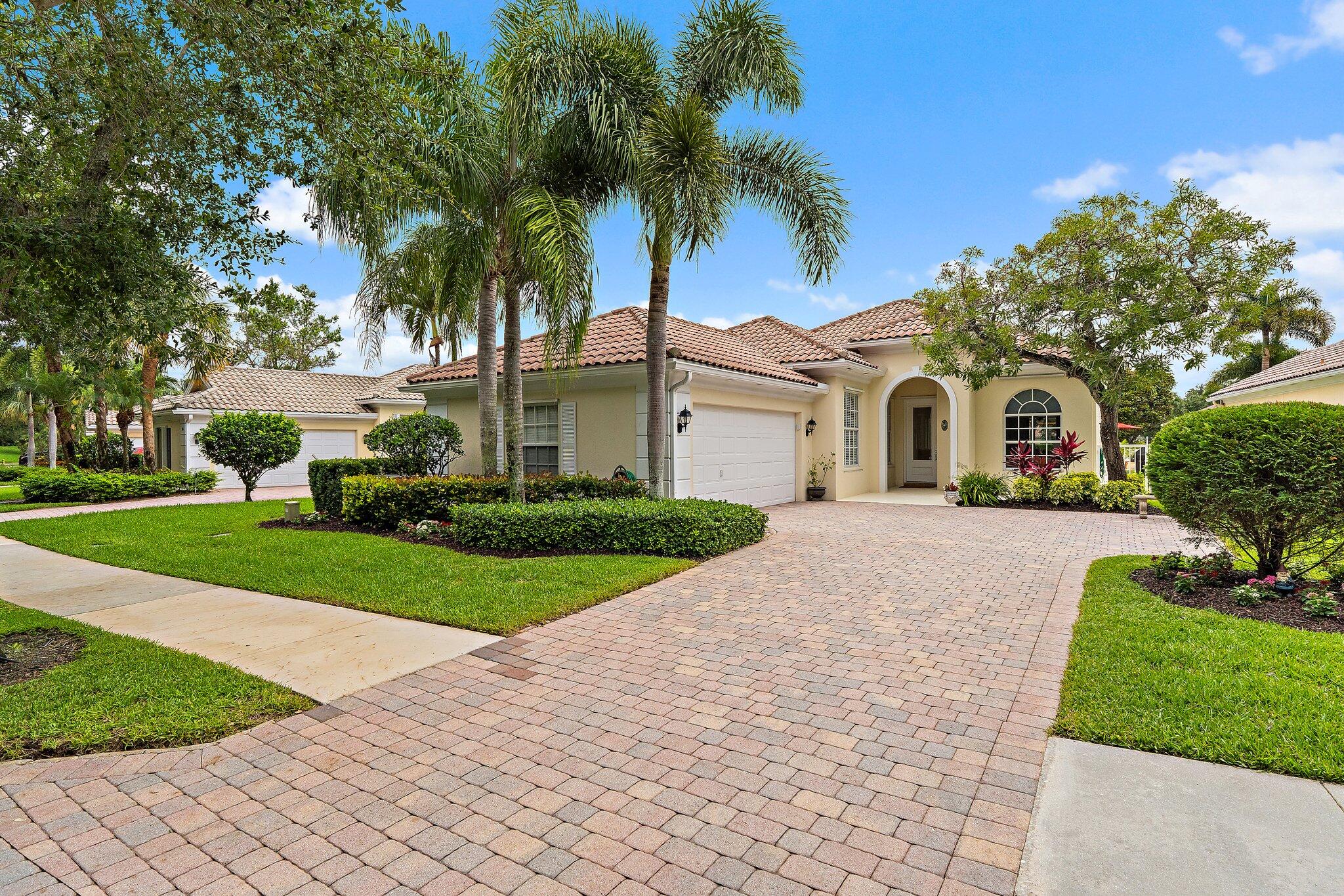 ISLES AT PALM BEACH GARDENS - Residential