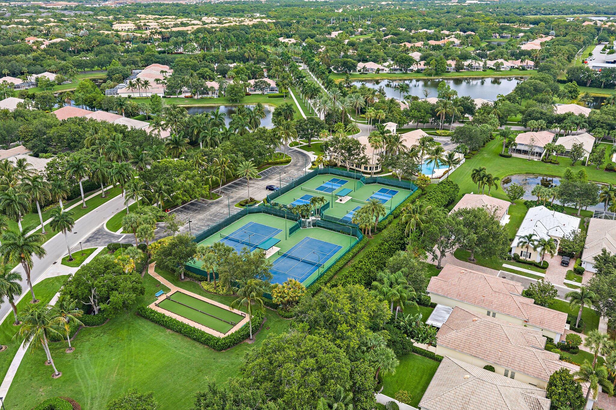 ISLES AT PALM BEACH GARDENS - Residential