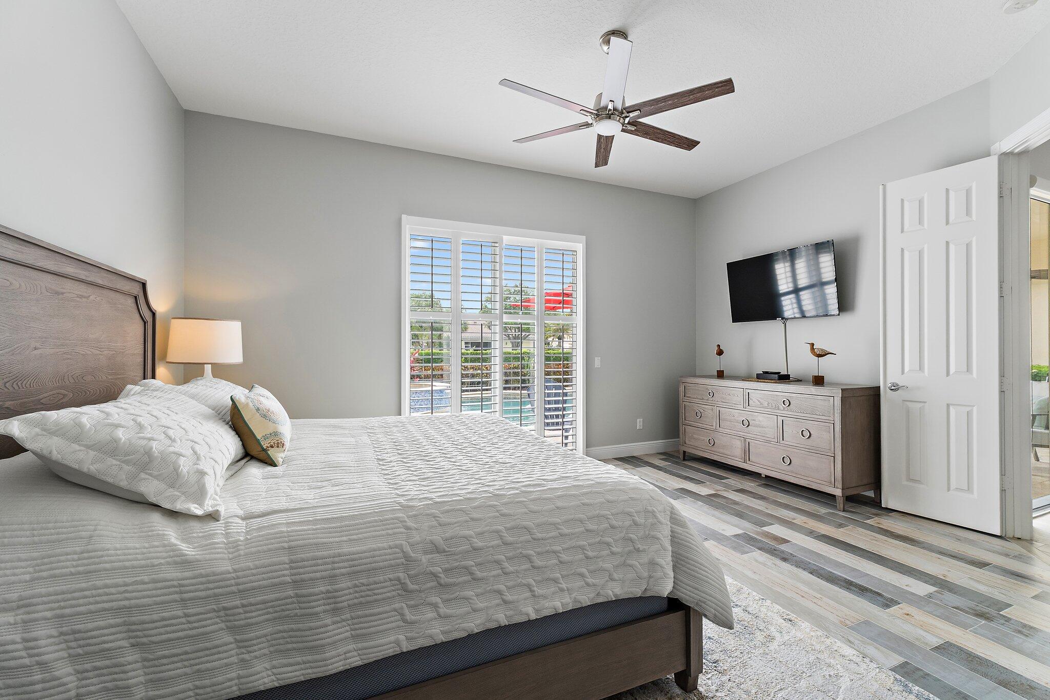 ISLES AT PALM BEACH GARDENS - Residential