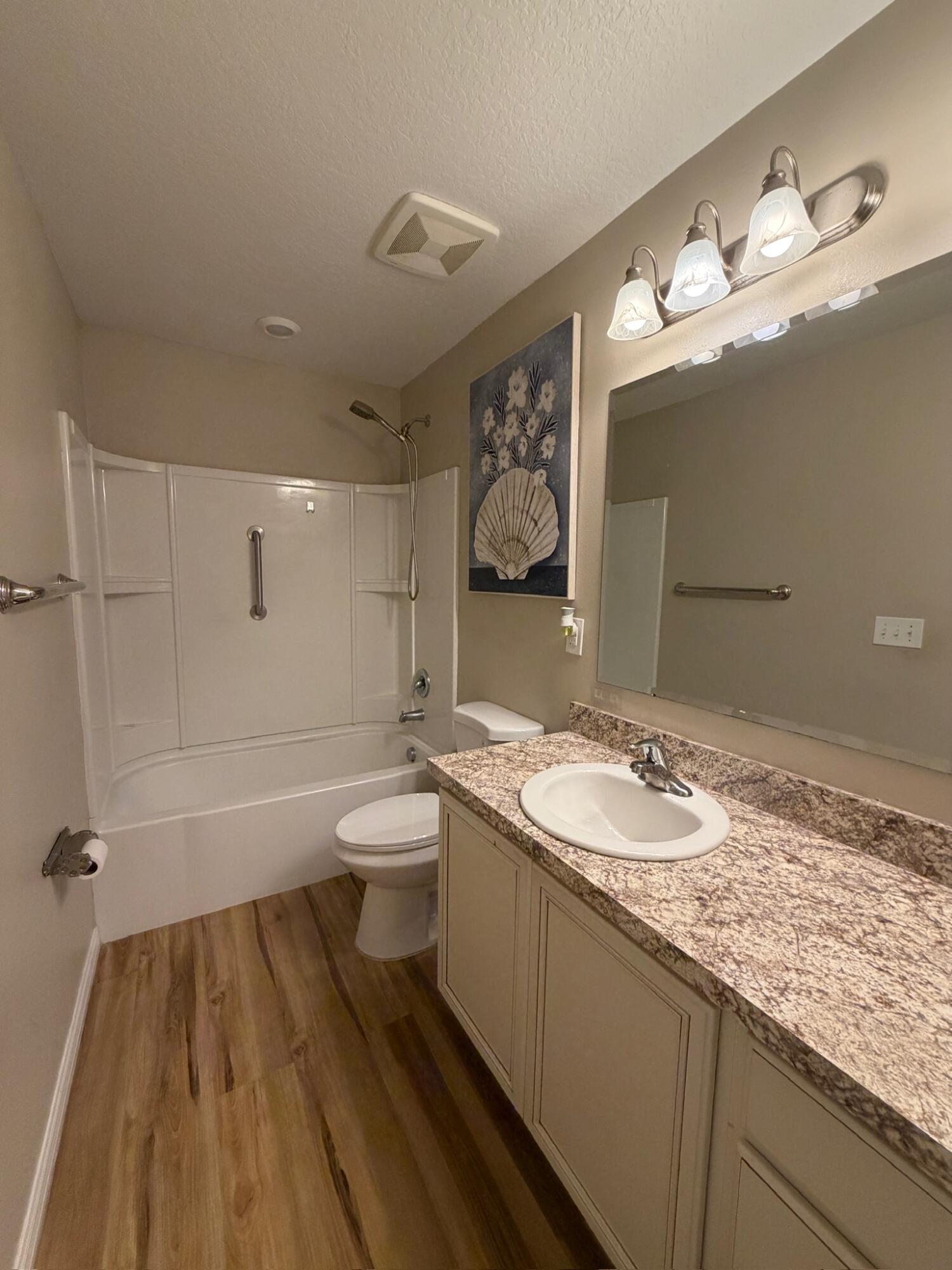 PINE TRACE THIRD REPLAT - Residential