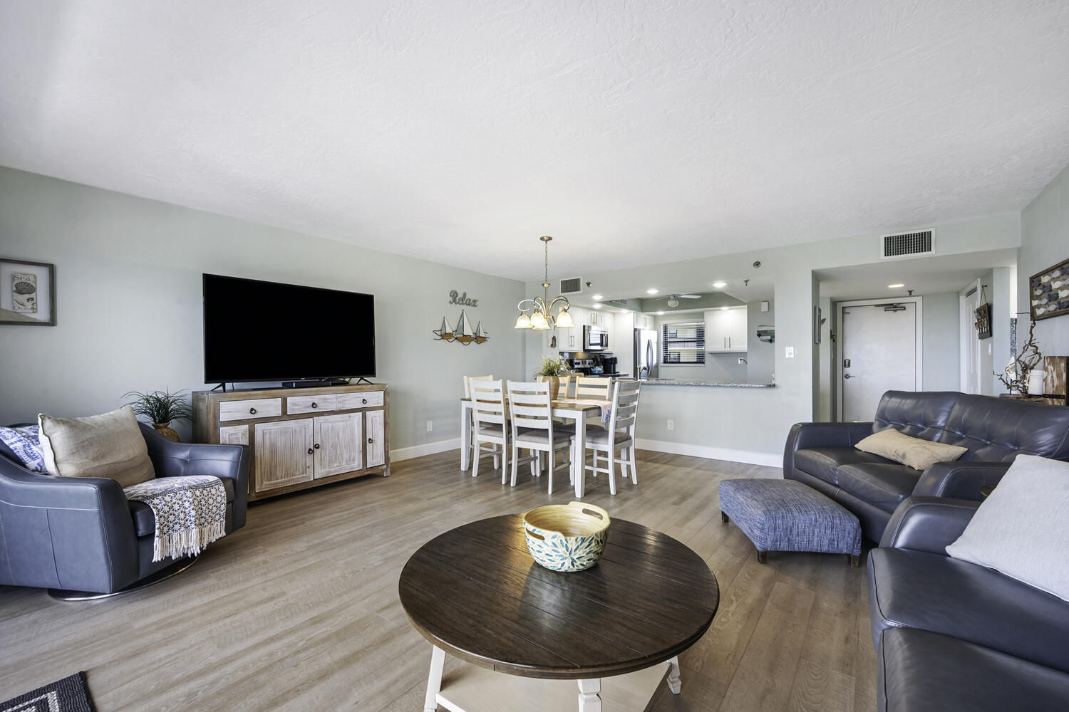 SEA POINTE TOWERS OF FORT PIERCE, A CONDOMINIUM - Residential