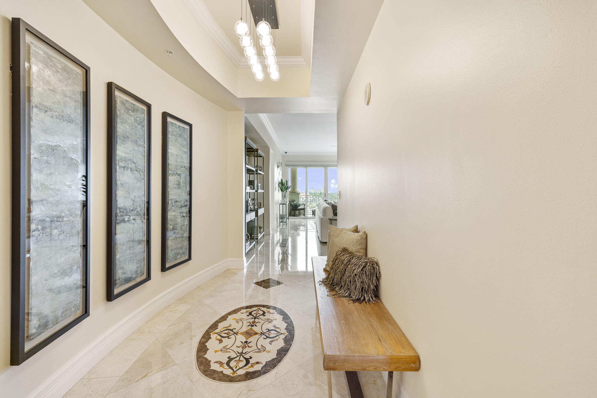 ESPLANADE GRANDE CONDO - Residential