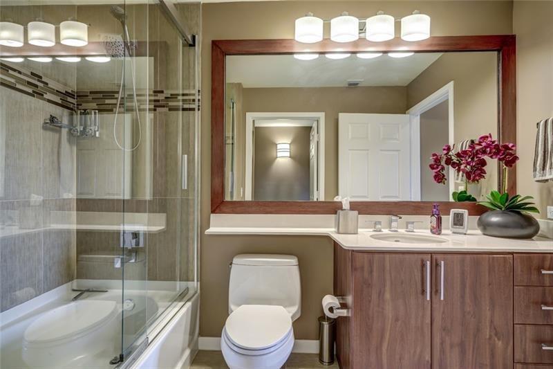Lauderdale One - Residential