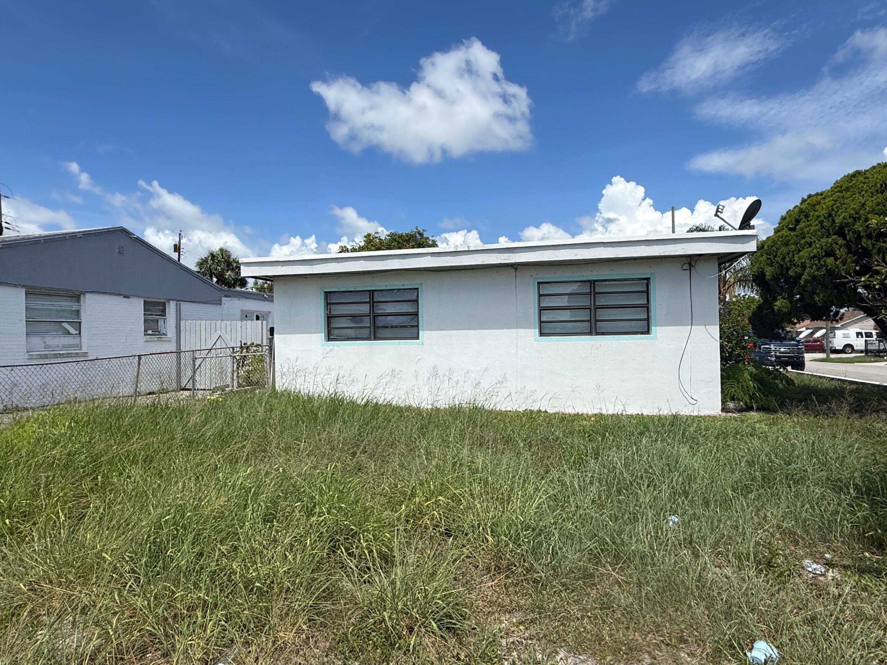WOODLAND HEIGHTS - Residential