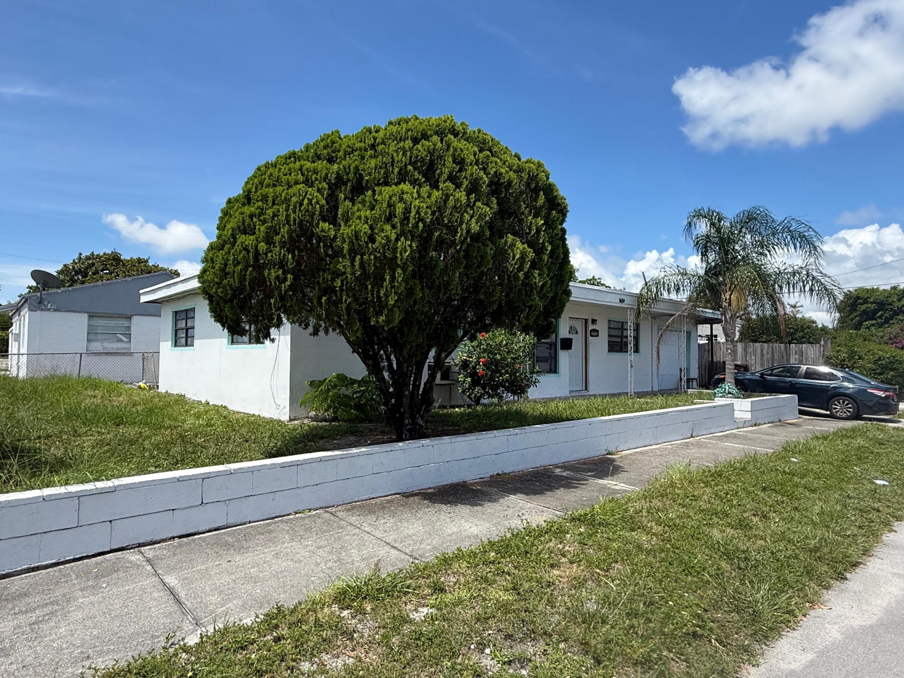 WOODLAND HEIGHTS - Residential