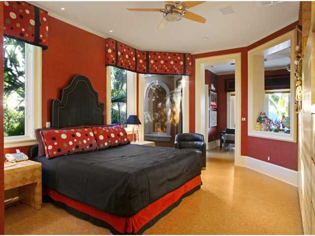 Admirals Cove - Residential