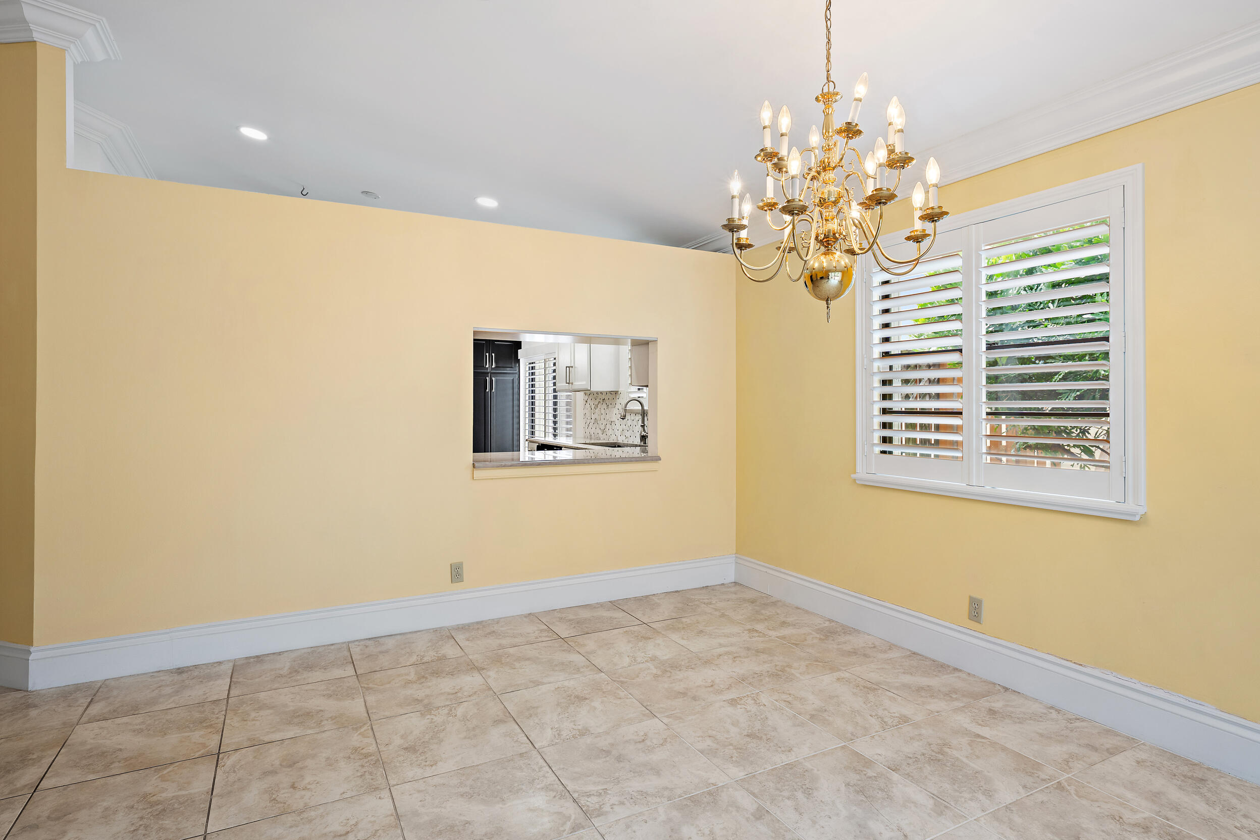 Crystal Pointe - Residential