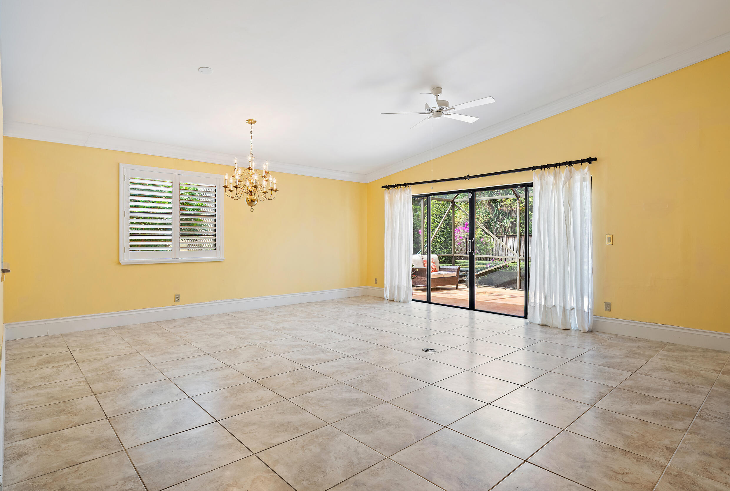 Crystal Pointe - Residential