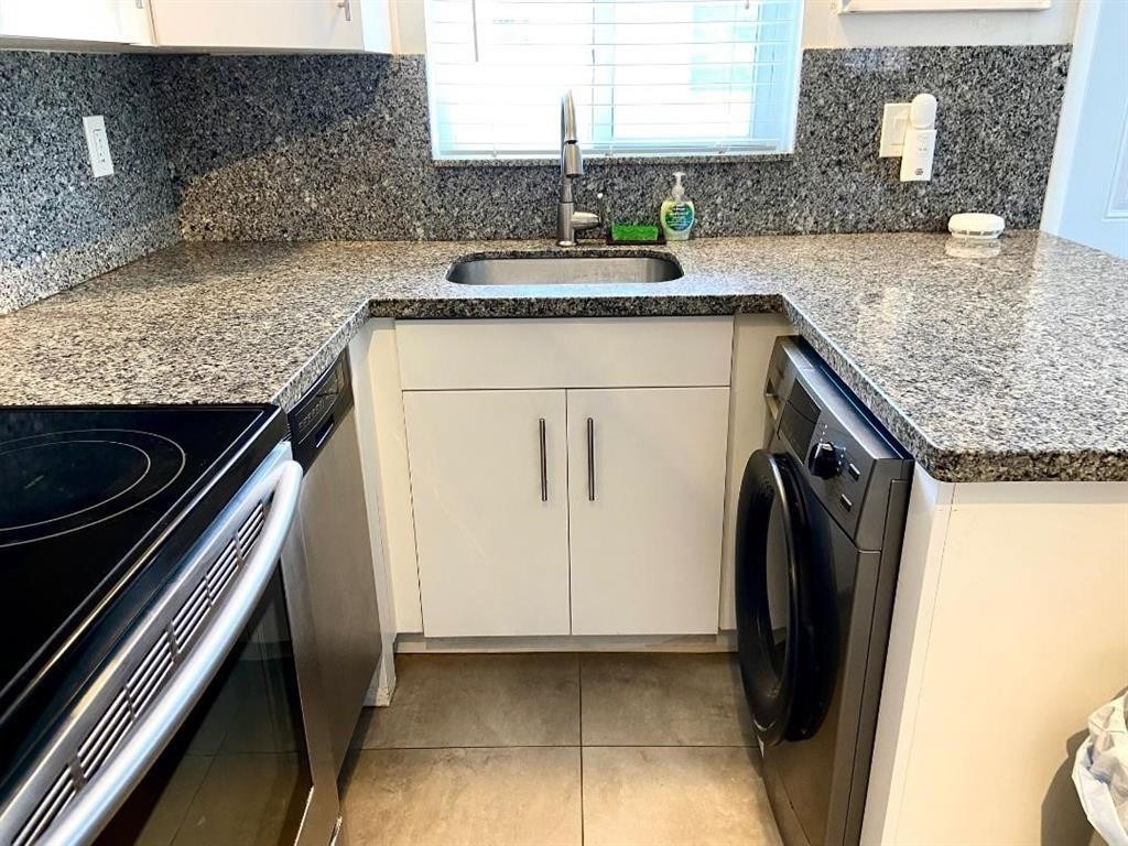 OCEAN AVE HEIGHTS - Residential Lease