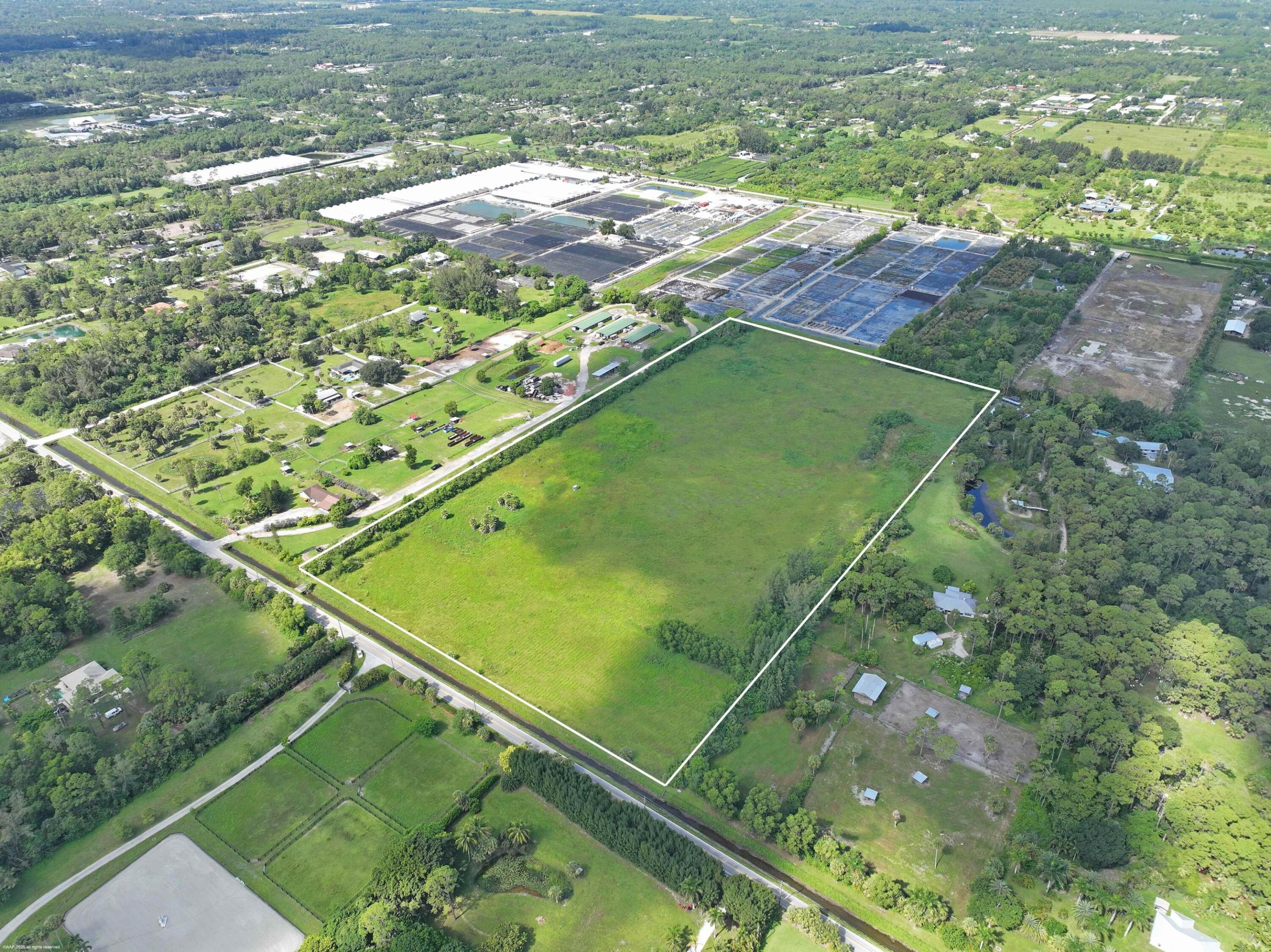 LOXAHATCHEE GROVES - Land