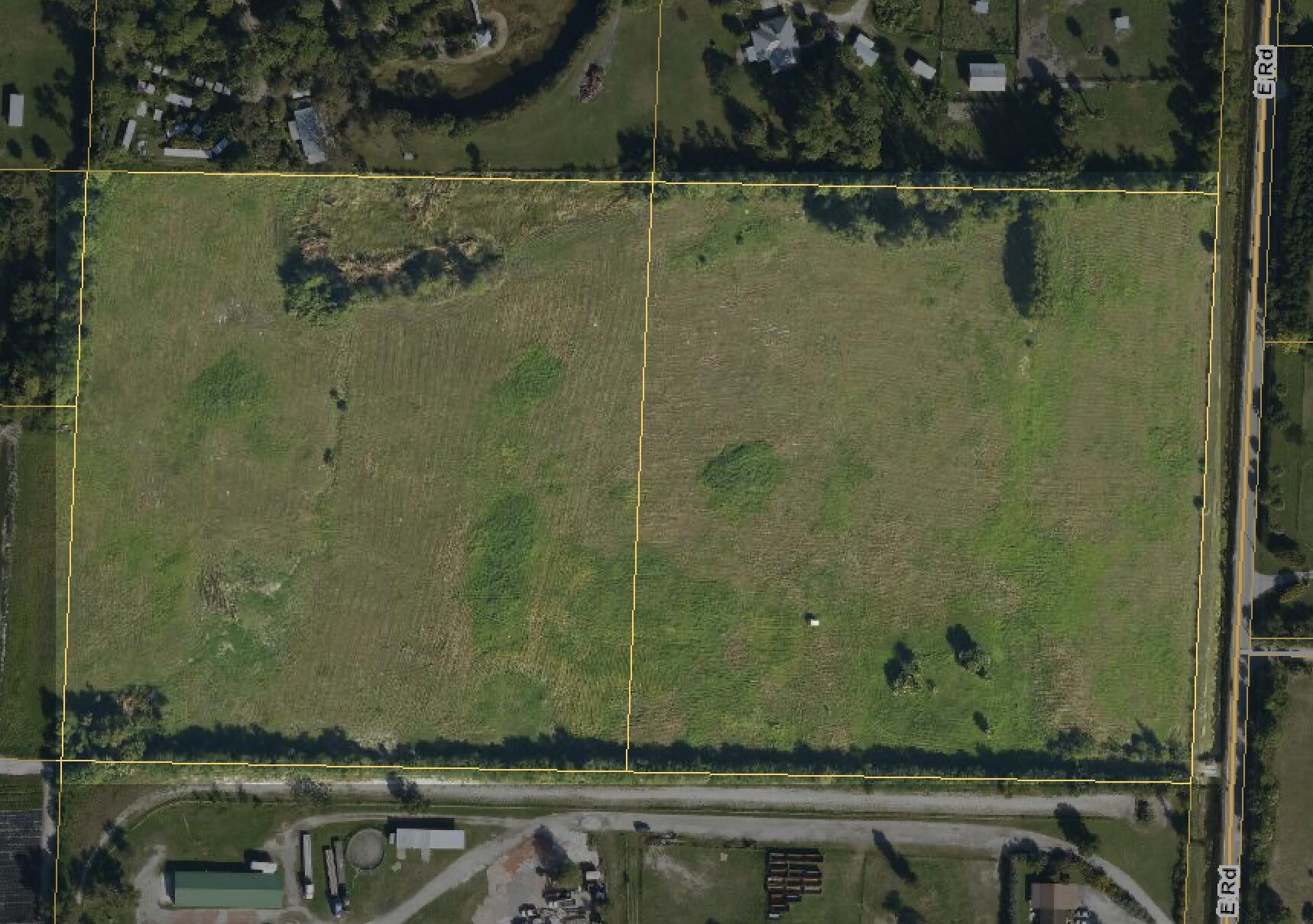 LOXAHATCHEE GROVES - Land