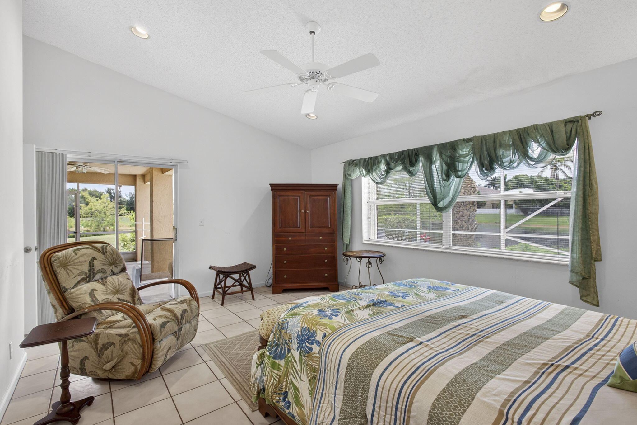 LAKEFIELD OF THE LANDINGS AT WELLINGTON 2B - Residential
