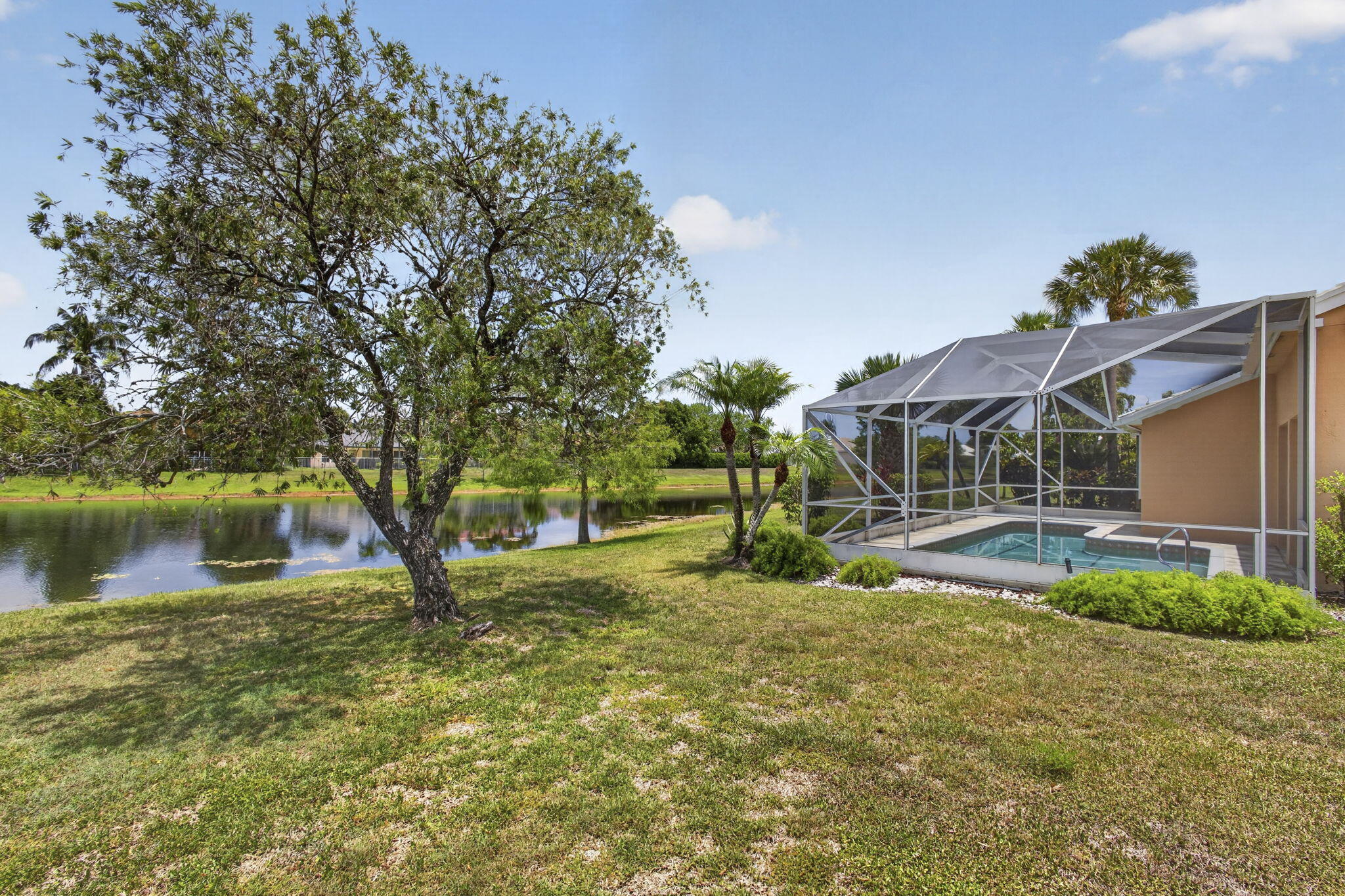 LAKEFIELD OF THE LANDINGS AT WELLINGTON 2B - Residential