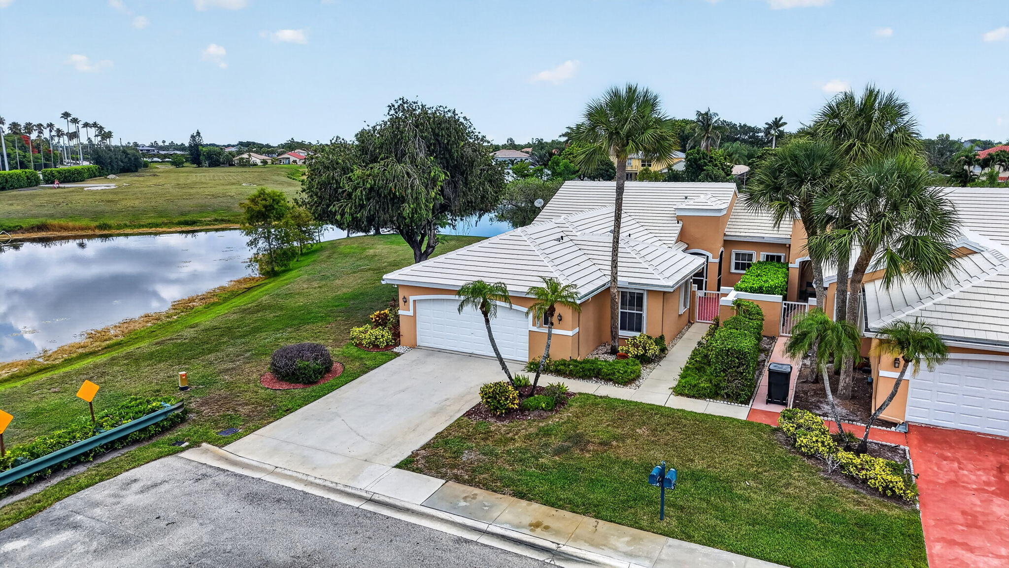 LAKEFIELD OF THE LANDINGS AT WELLINGTON 2B - Residential