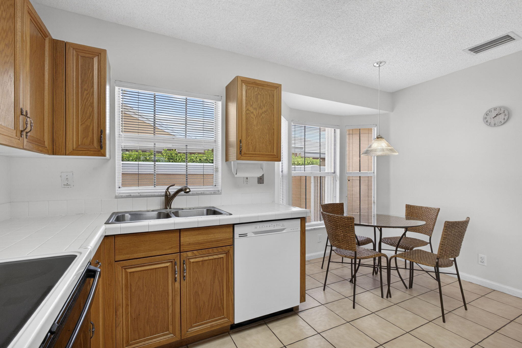 LAKEFIELD OF THE LANDINGS AT WELLINGTON 2B - Residential
