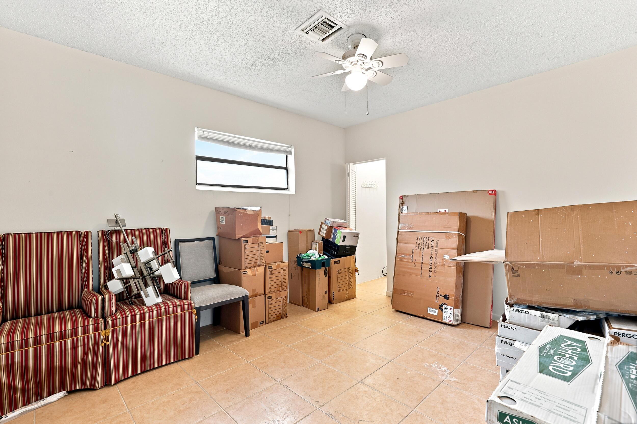 BOCA GREENS 3 - Residential