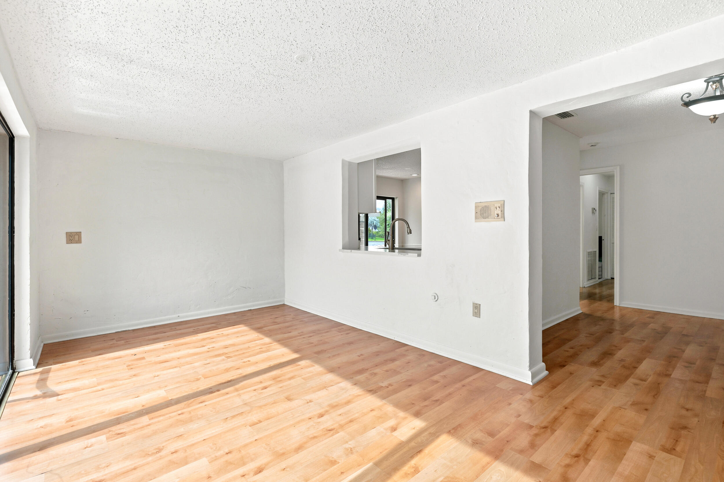 BOCA GREENS 3 - Residential