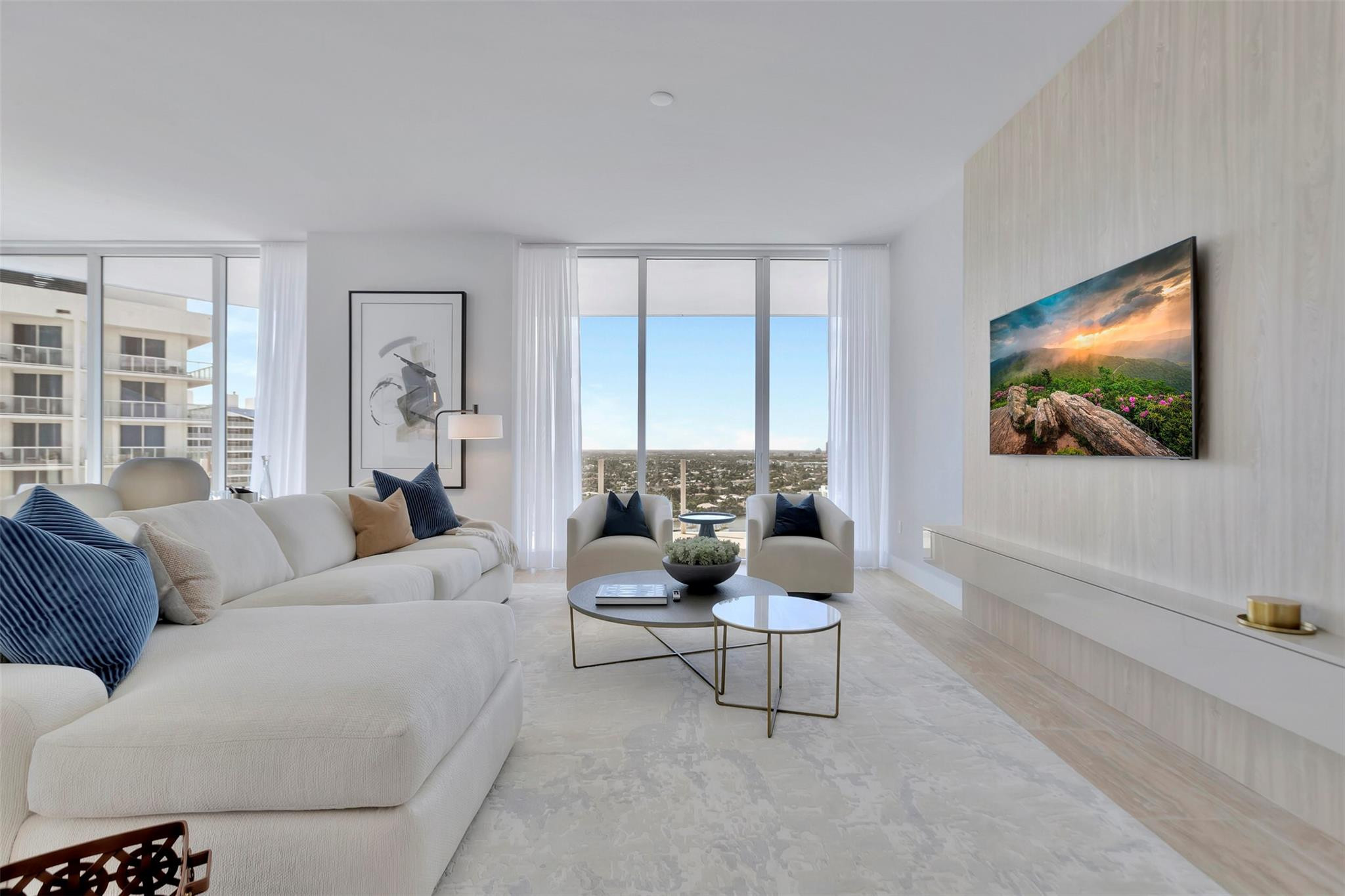 Four Seasons - Residential