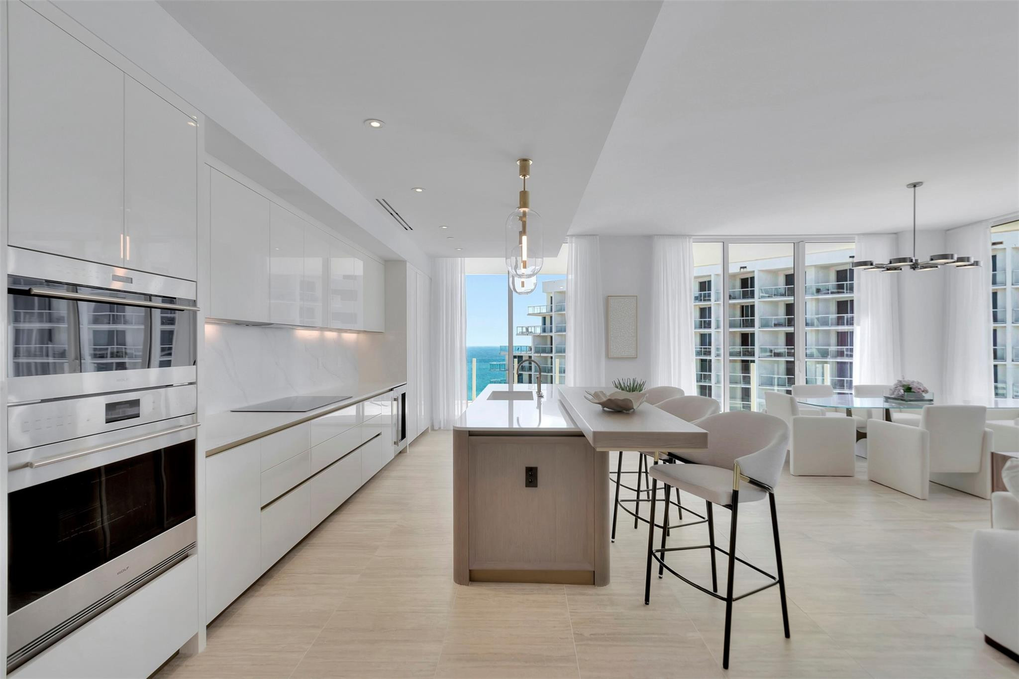 Four Seasons - Residential