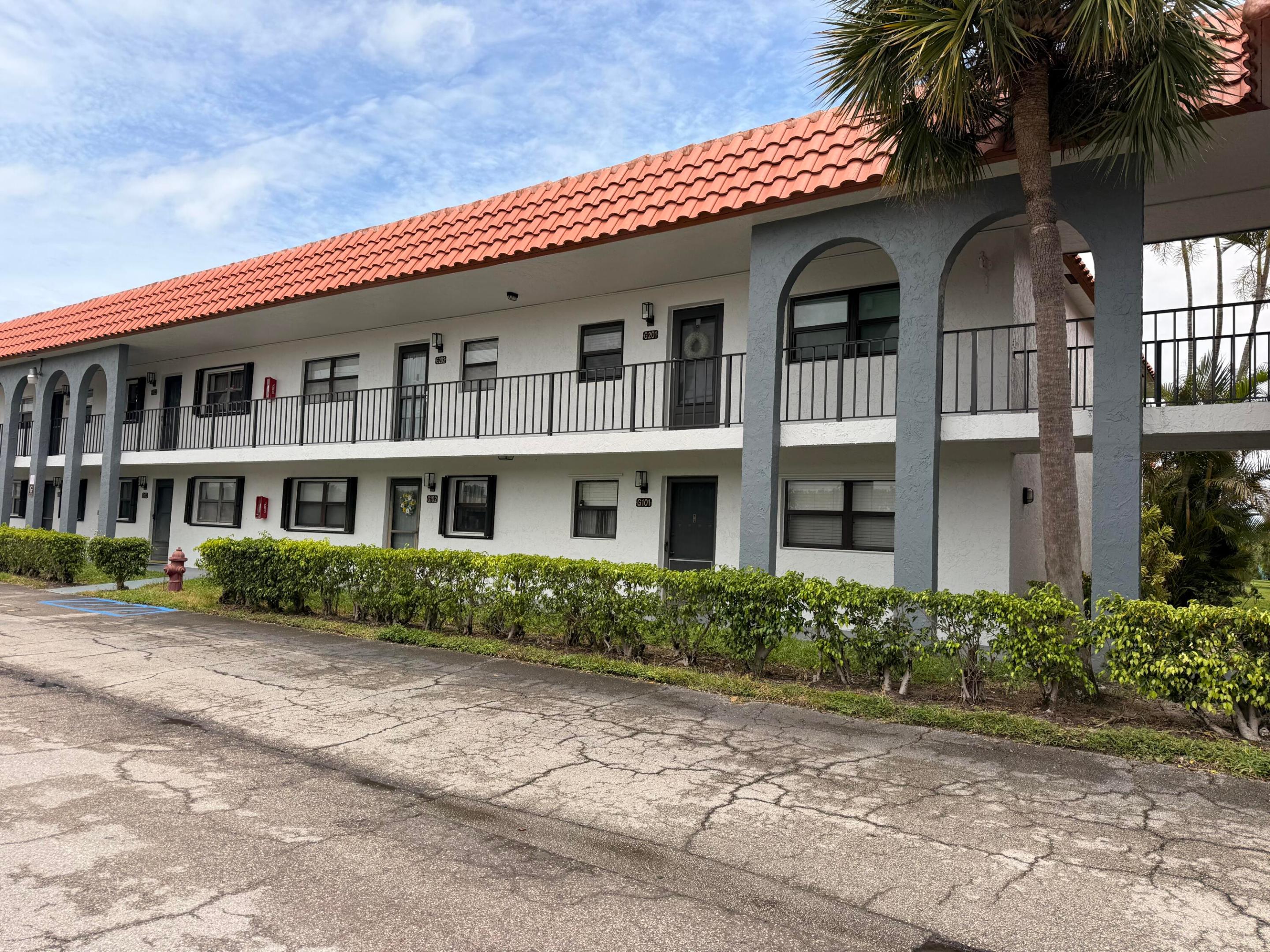 VENETIAN TERRACE - Residential