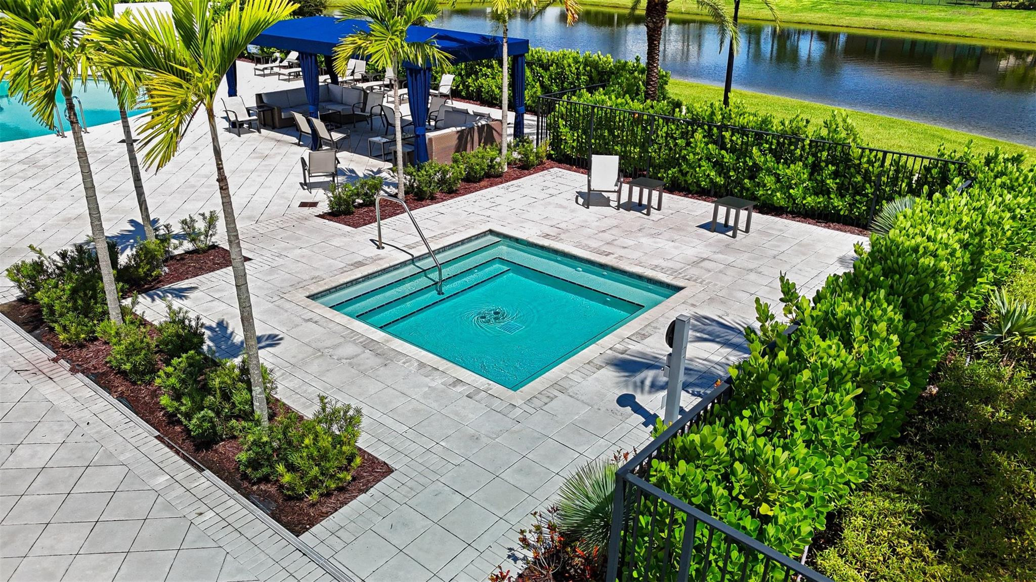 CRESSWIND PALM BEACH - Residential