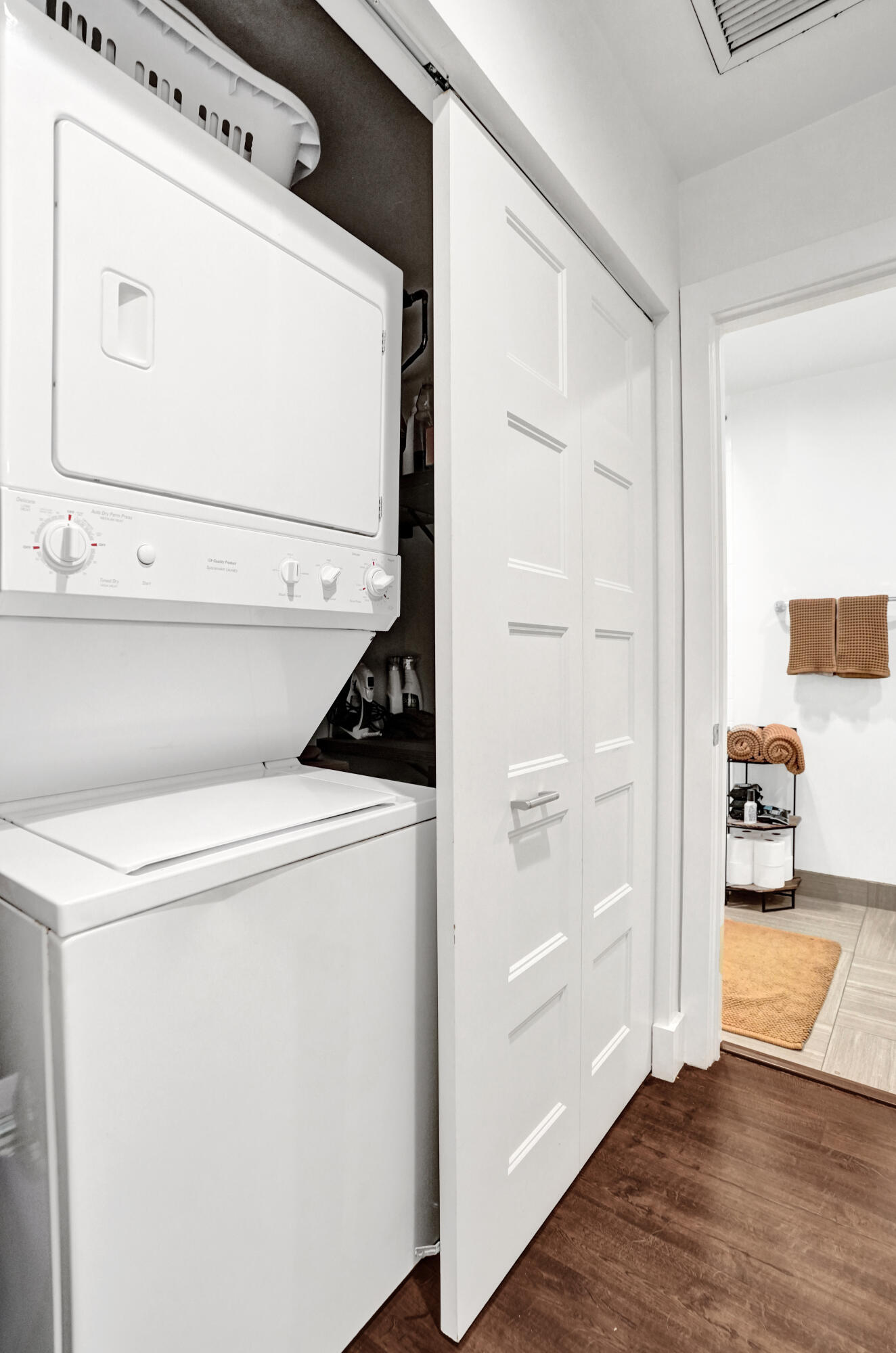 KINGSPORT ESTATES CONDO - Residential