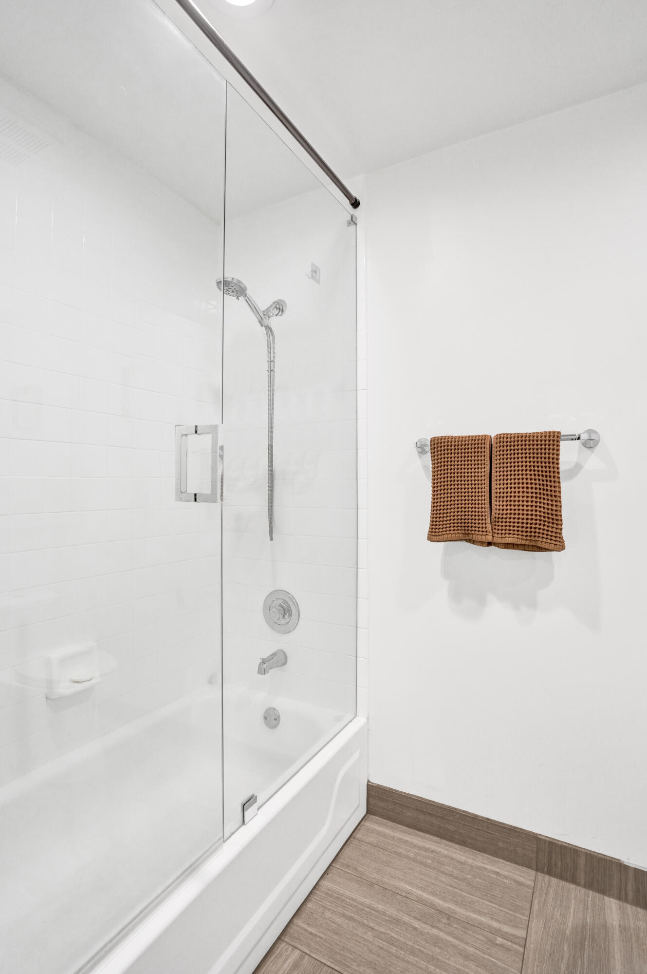 KINGSPORT ESTATES CONDO - Residential