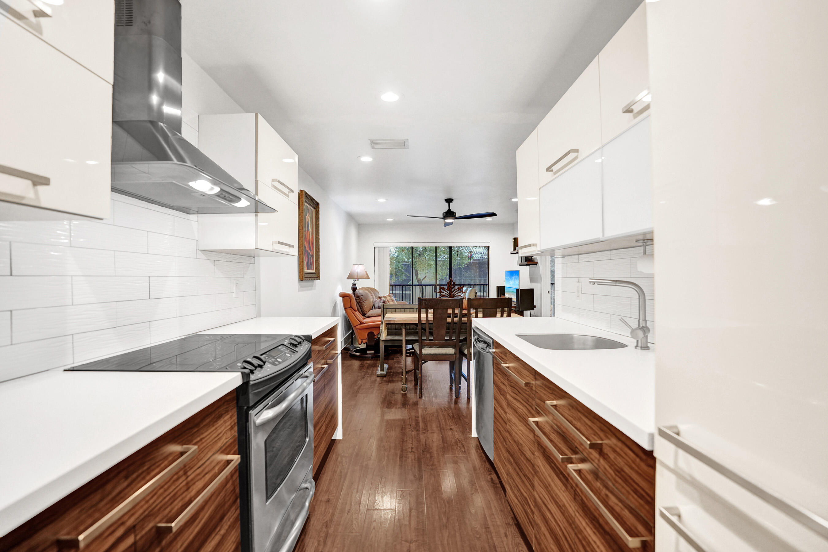 KINGSPORT ESTATES CONDO - Residential