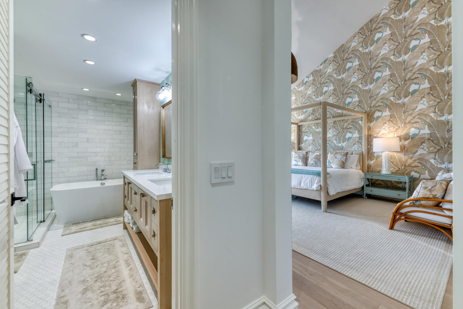 TRES VIDAS OF PALM BEACH - Residential