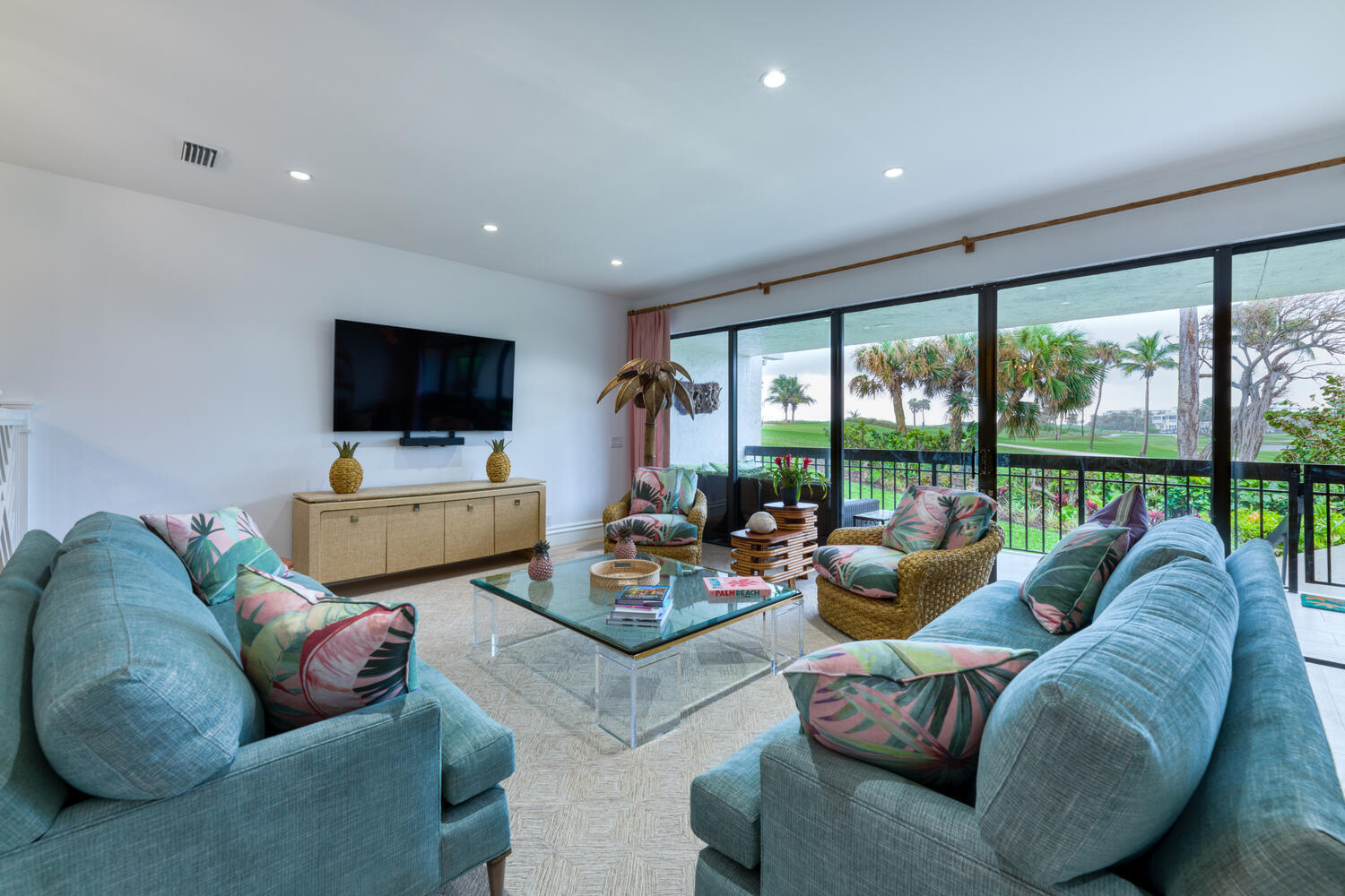 TRES VIDAS OF PALM BEACH - Residential